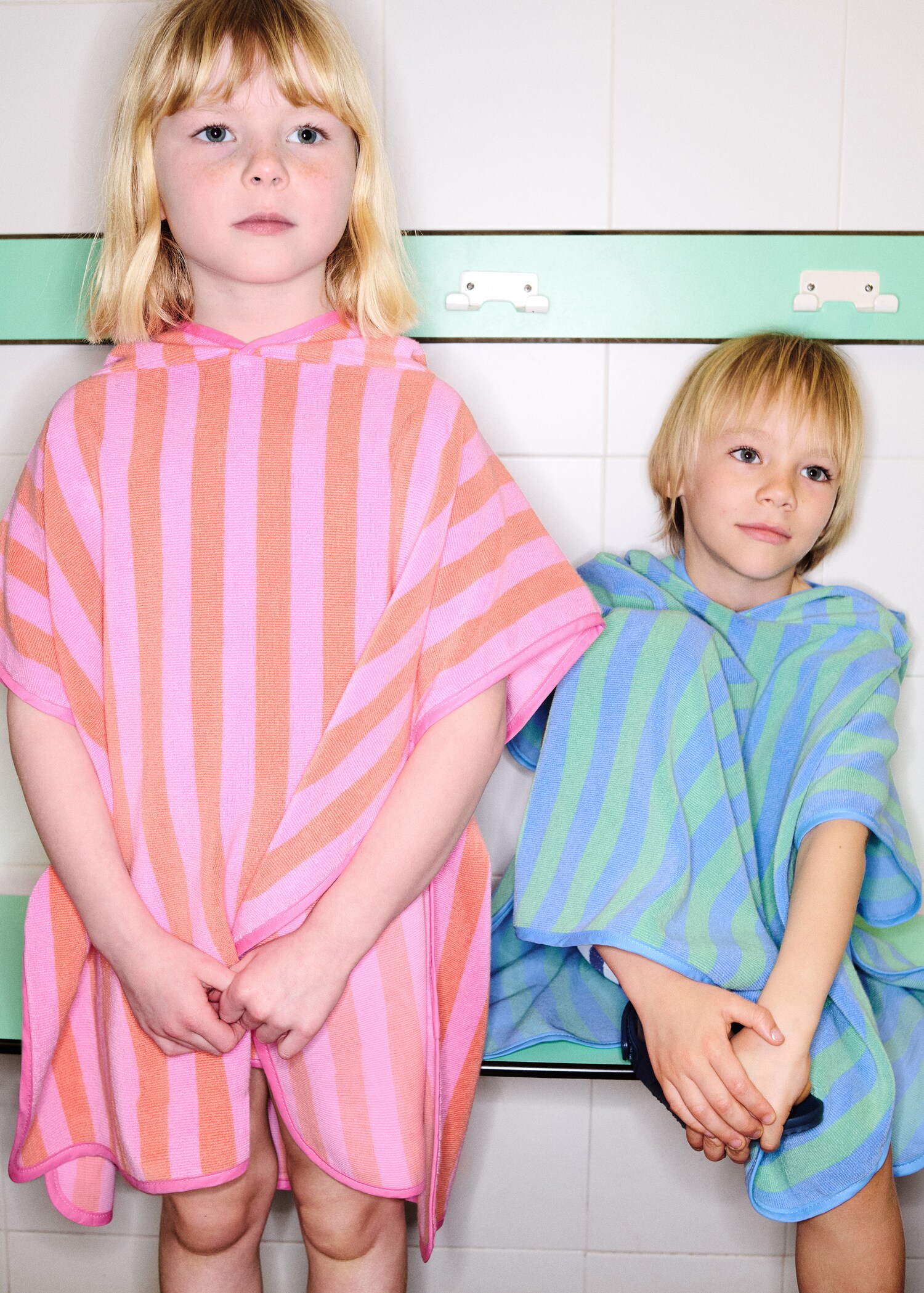 Striped poncho towel - Details of the article 5