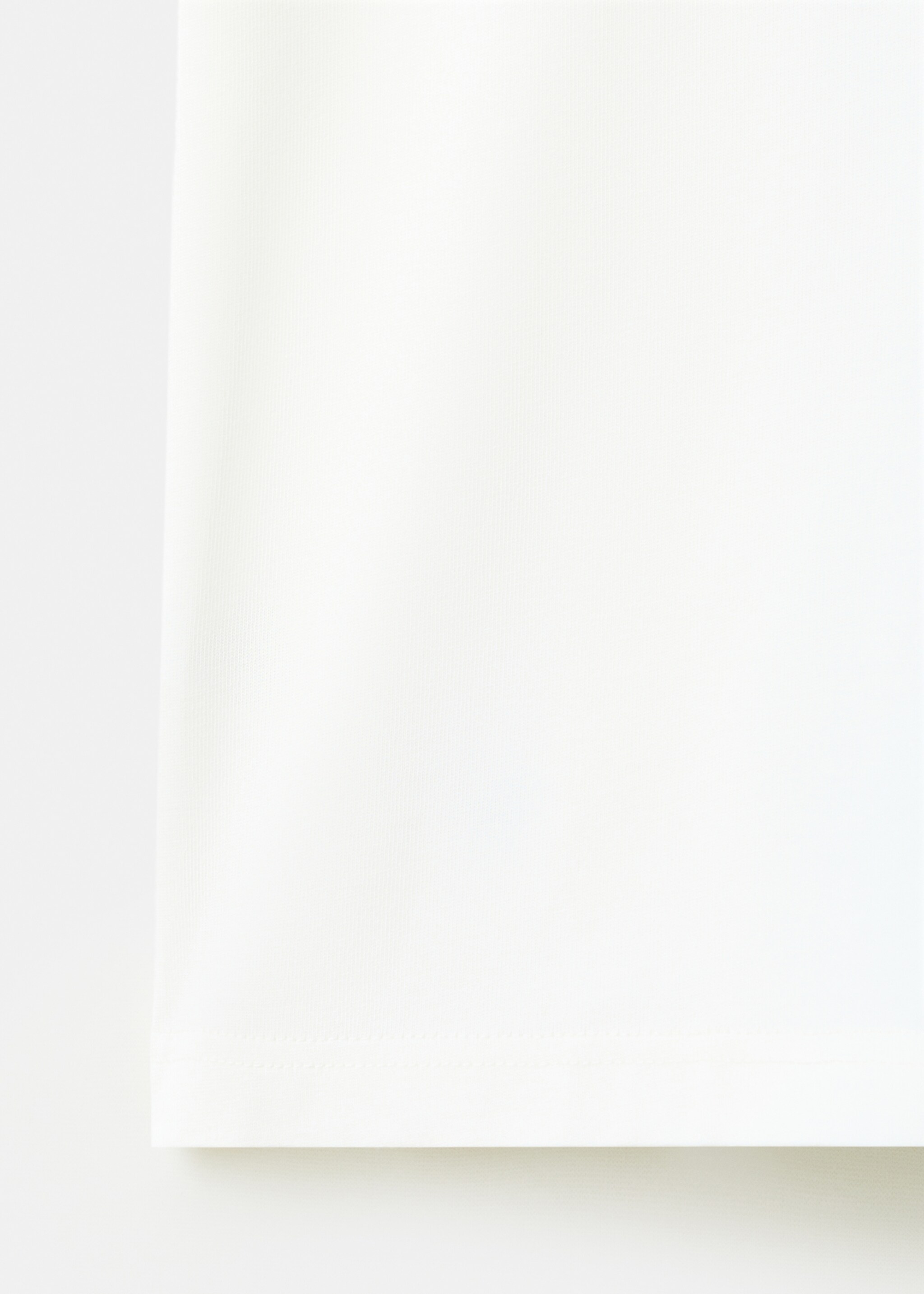 T-shirt 100 % coton poche graphique brodé - Détail de l'article 0, Blanc. Ref: 27036000-00.