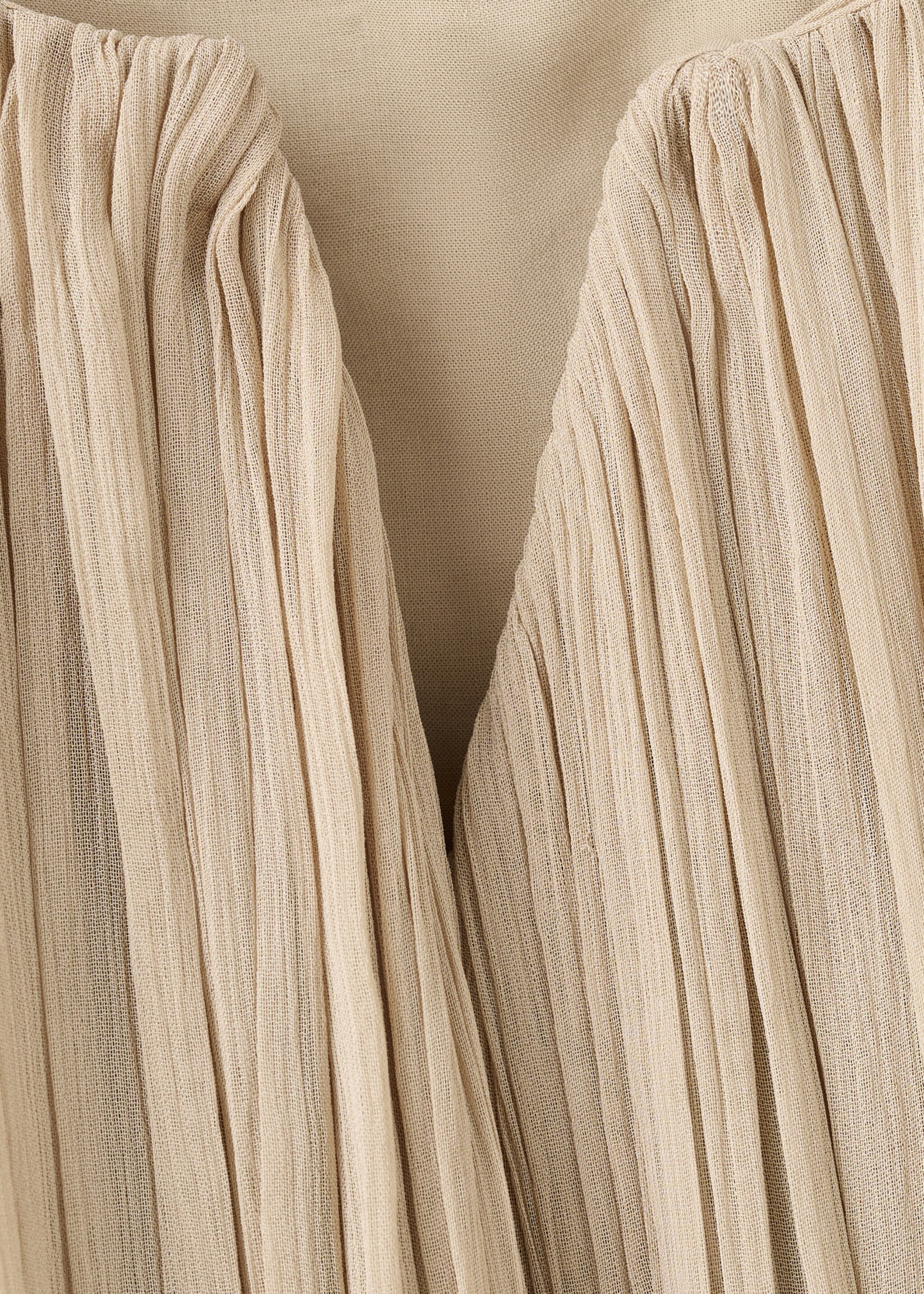 Vestido corto plisado escote barco - Detalle del artículo 8, Beige. Ref: 27036005-00.