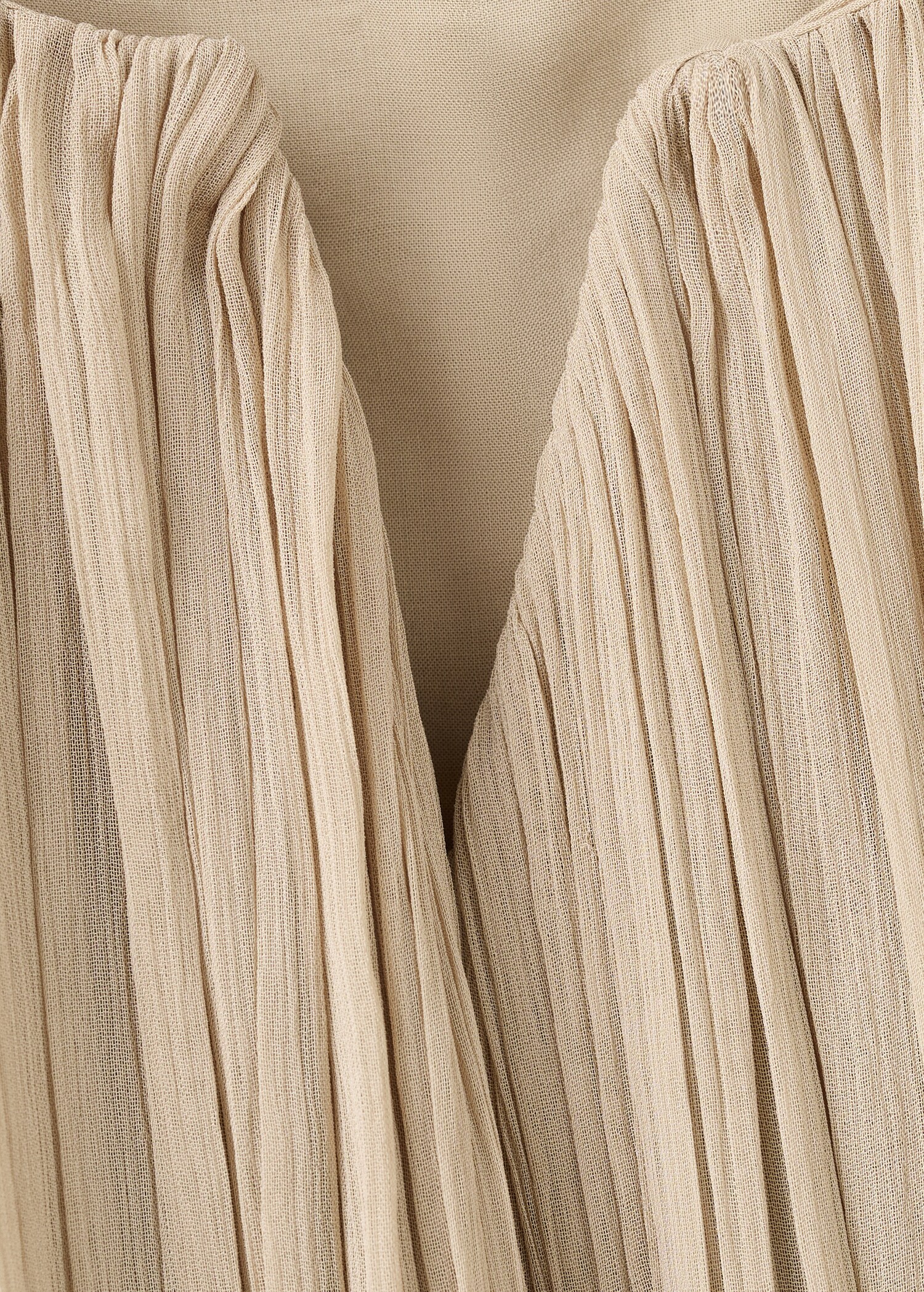 Vestido corto plisado escote barco - Detalle del artículo 8