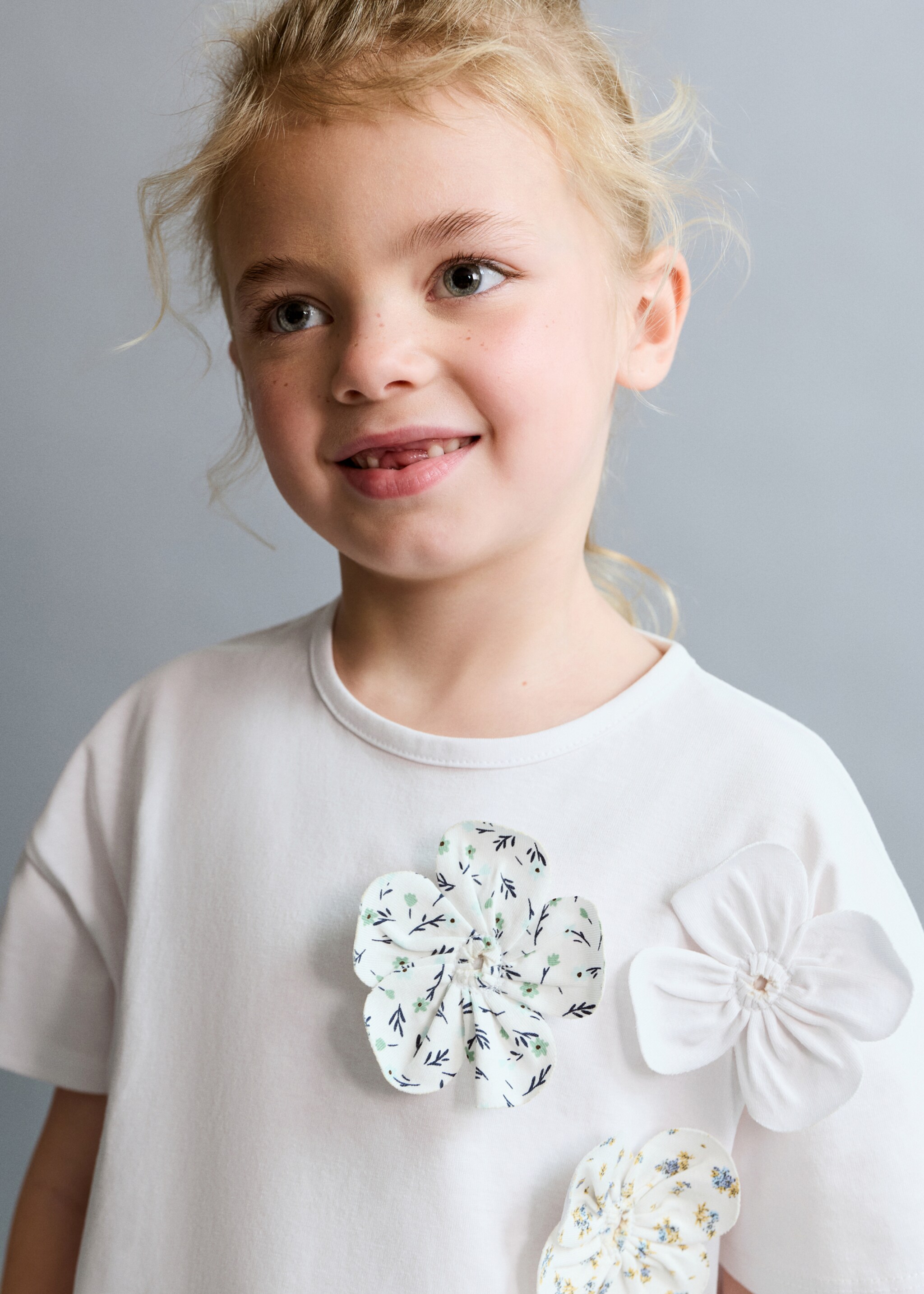 Camiseta algodón flores - Detalle del artículo 1, Blanco roto. Ref: 27036342-00.