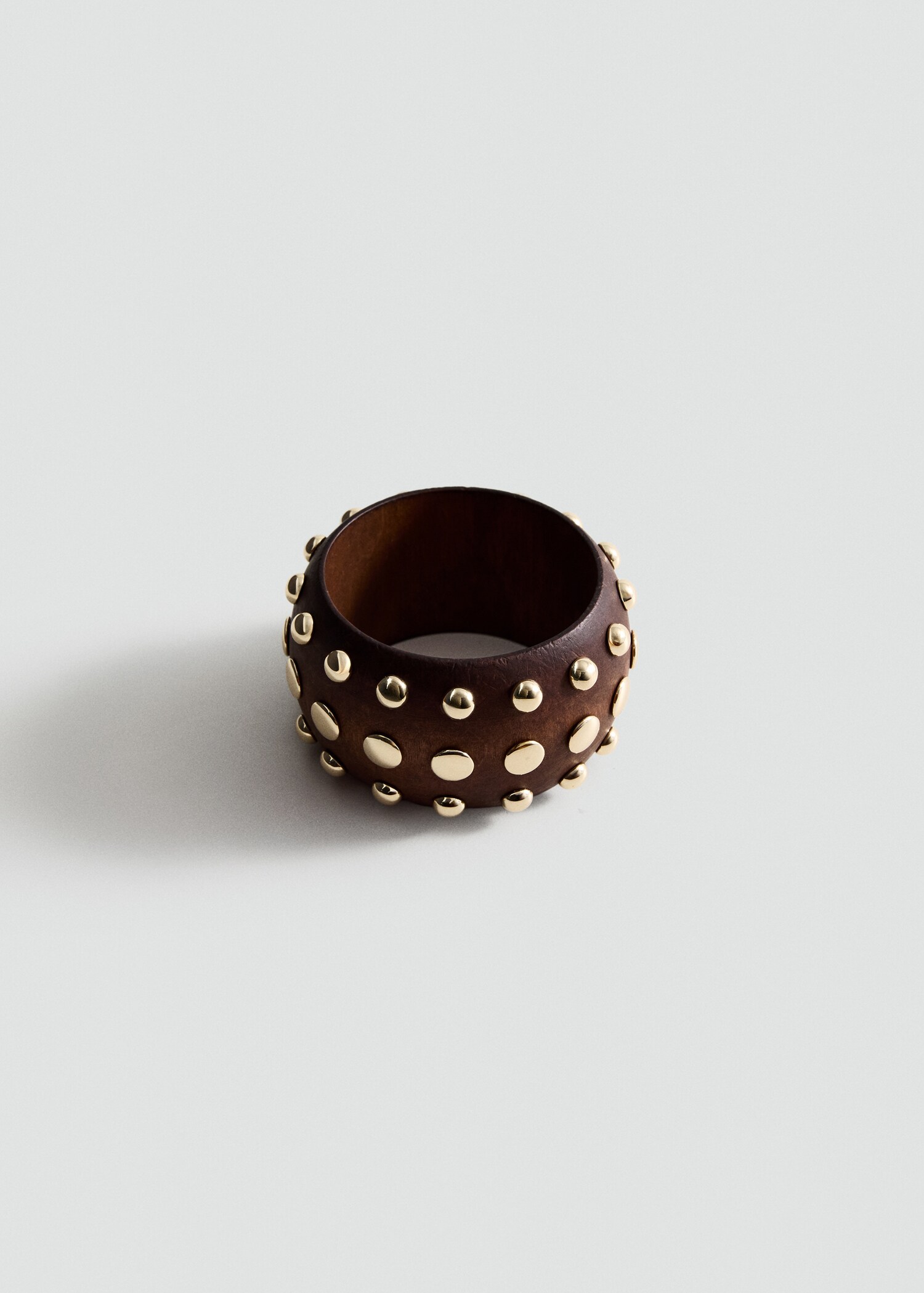 Wooden studded bracelet - Article without model