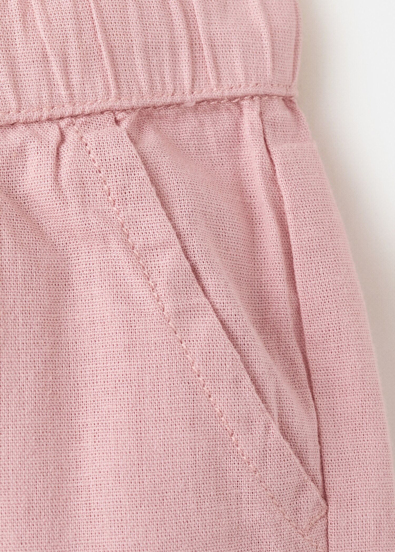 Linen-blend bermuda shorts with drawstring - Details of the article 0