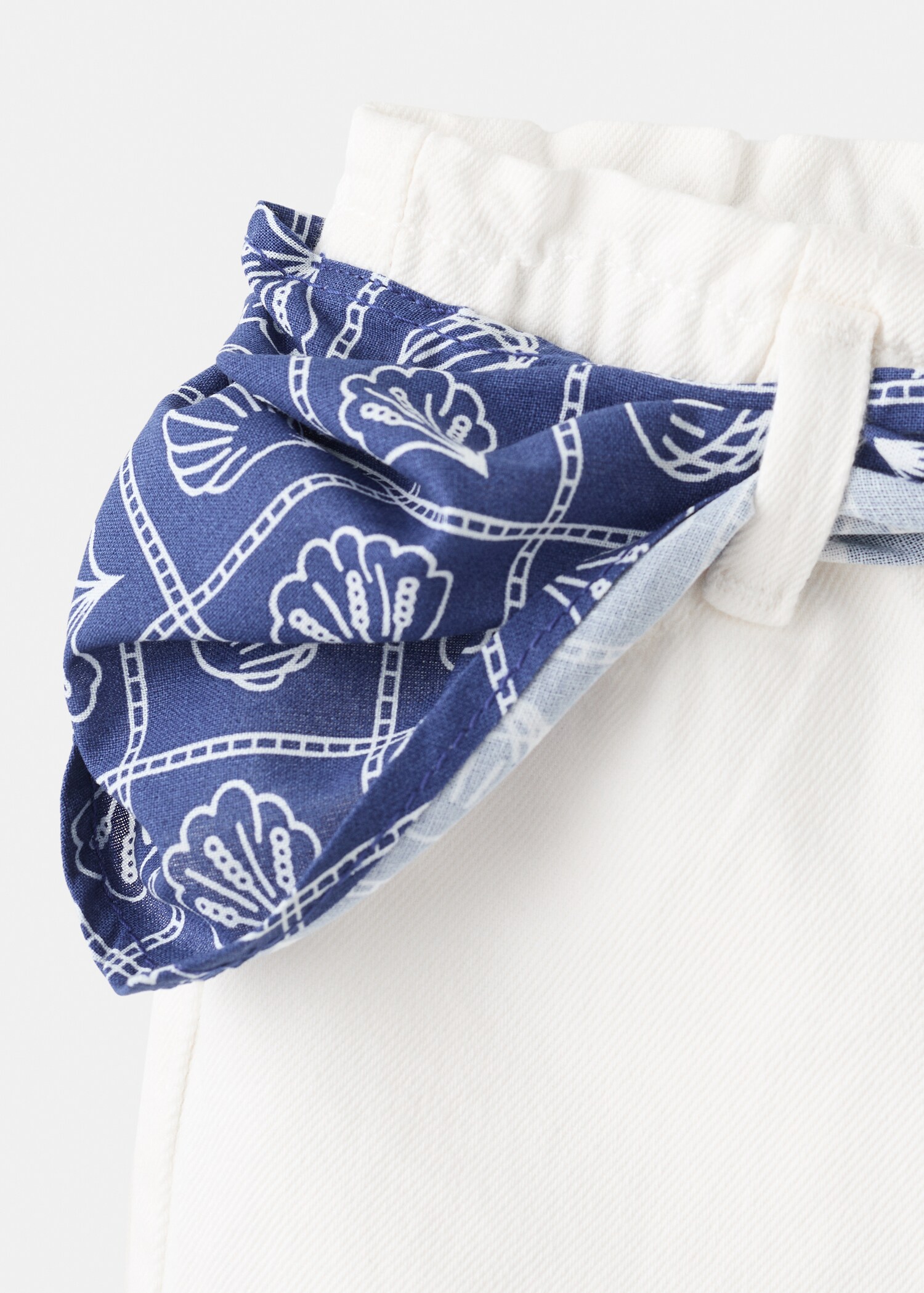 Scarf detail shorts - Details of the article 0