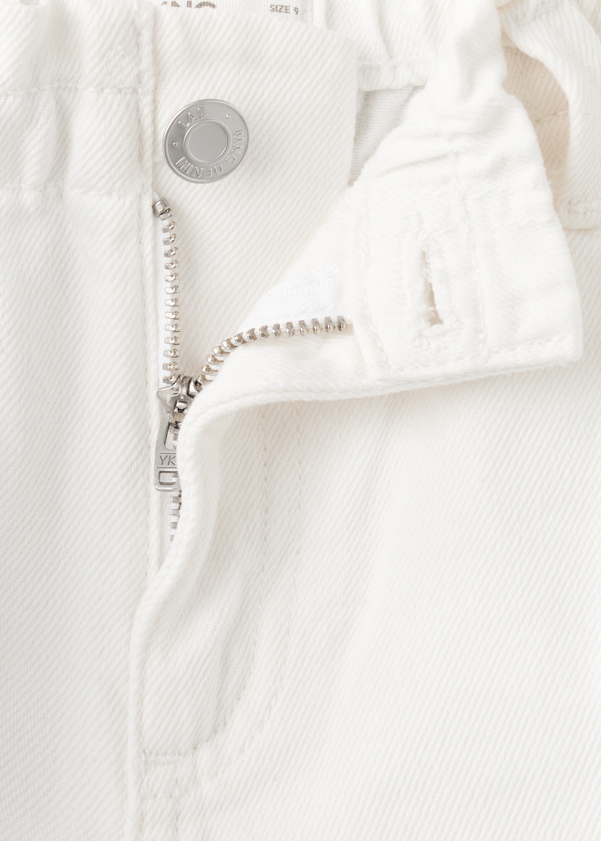 Scarf detail shorts - Details of the article 8, White. Ref: 27036732-00.