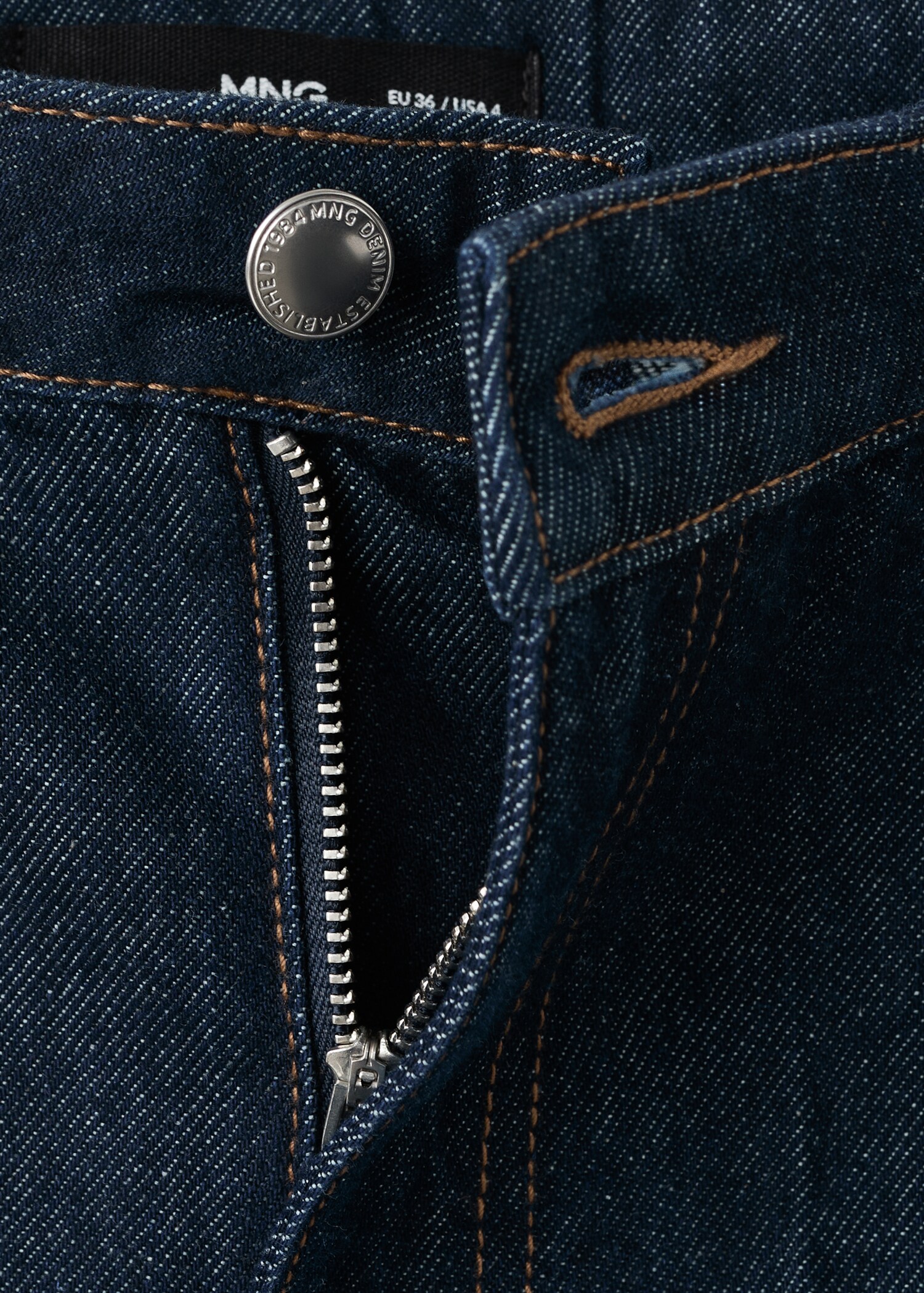 High-waist straight-fit denim shorts - Details of the article 8