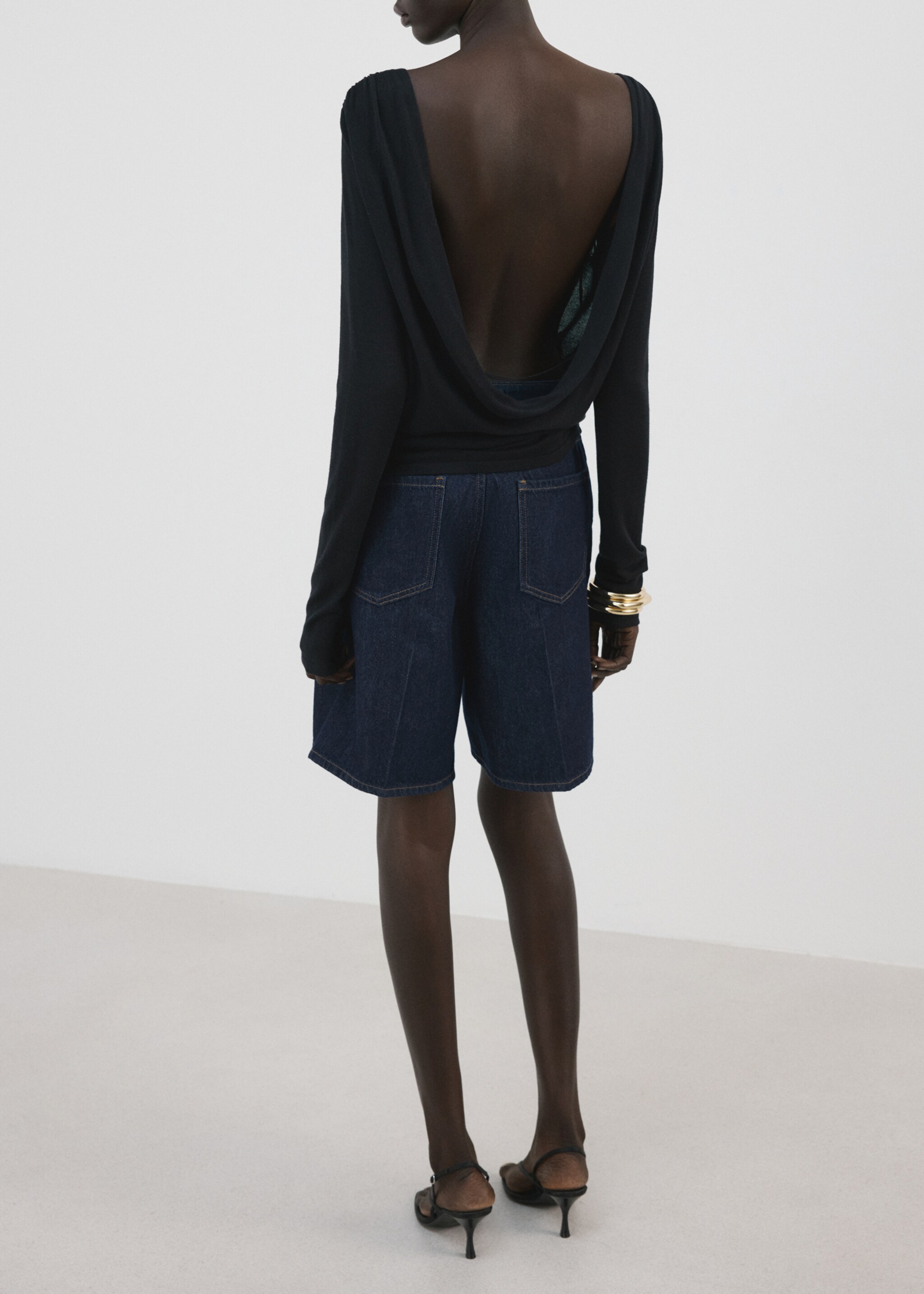 High-waist straight-fit denim shorts - Reverse of the article, Open Blue. Ref: 27037140-00.