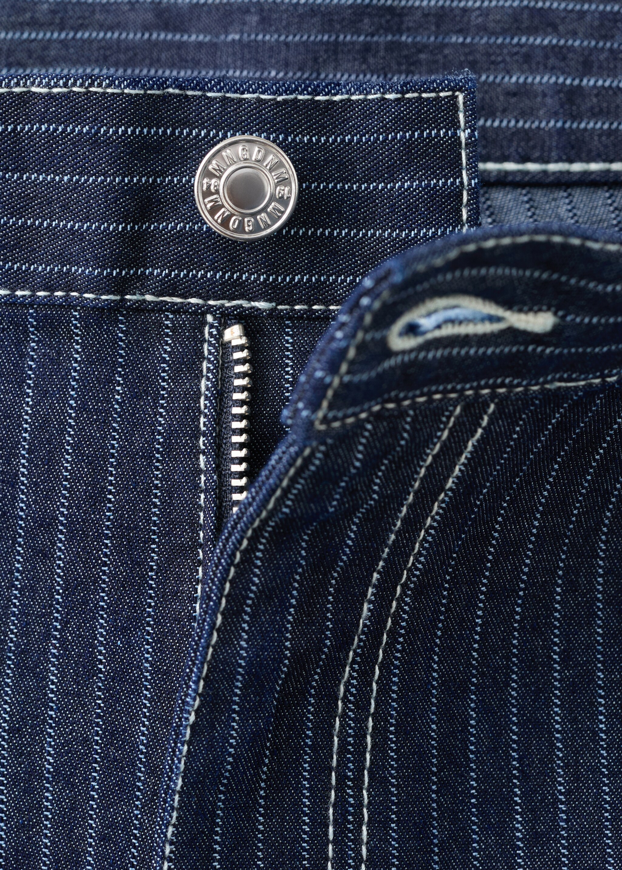 Straight striped jeans - Details of the article 8, Indigo Blue. Ref: 27037150-00.
