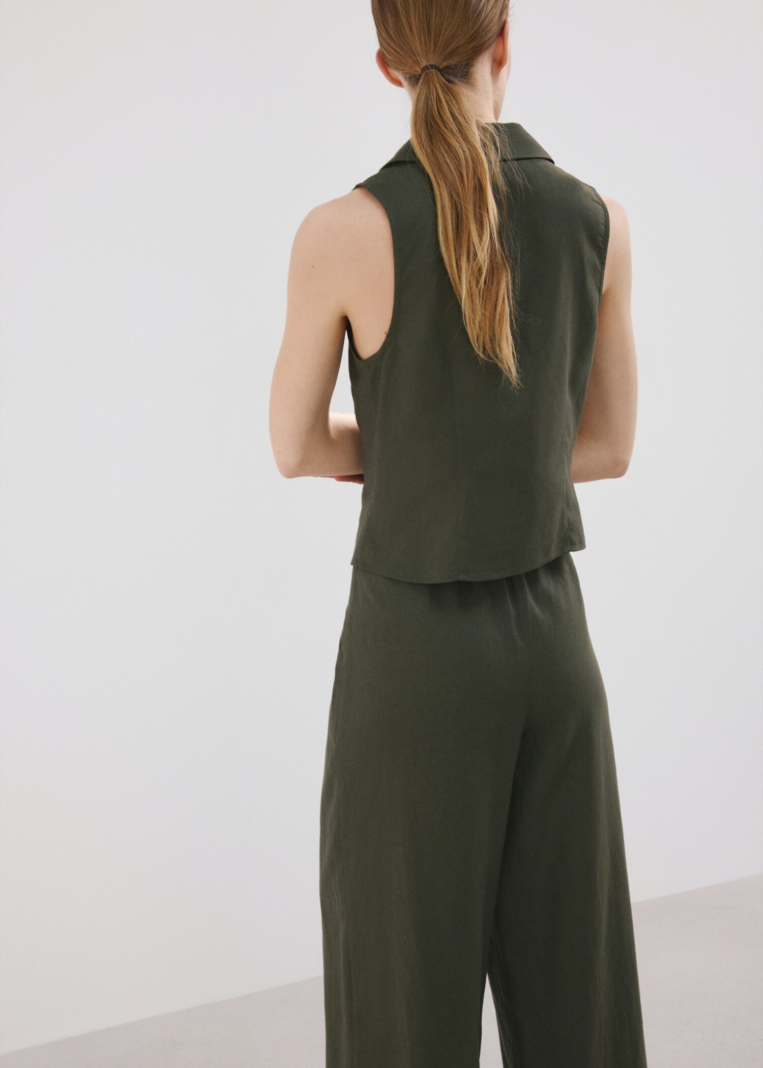 Débardeur à bretelles avec nœuds - Verso de l’article