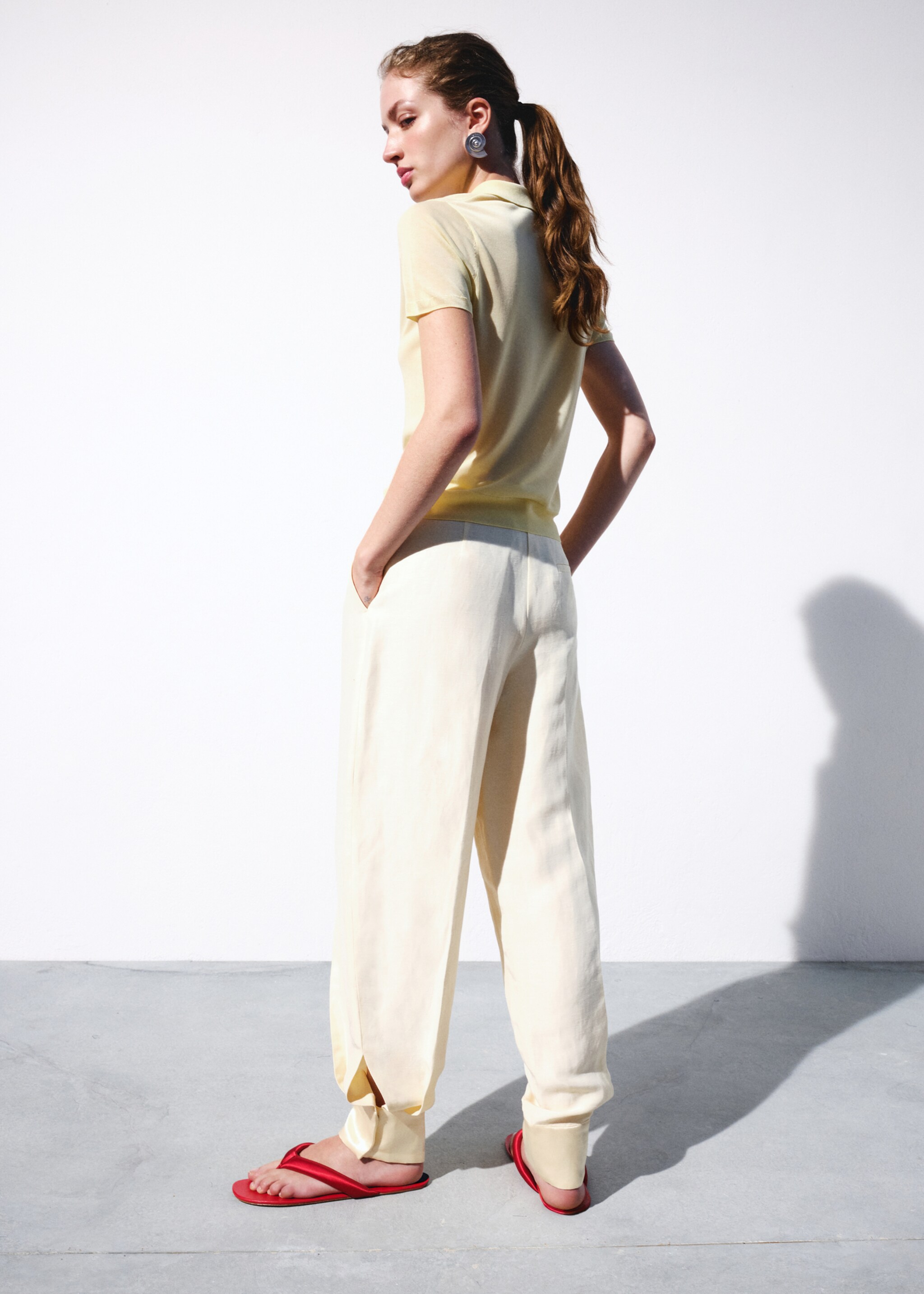 Lyocell polo neck jersey - Reverse of the article, Pastel Yellow. Ref: 27037165-00.