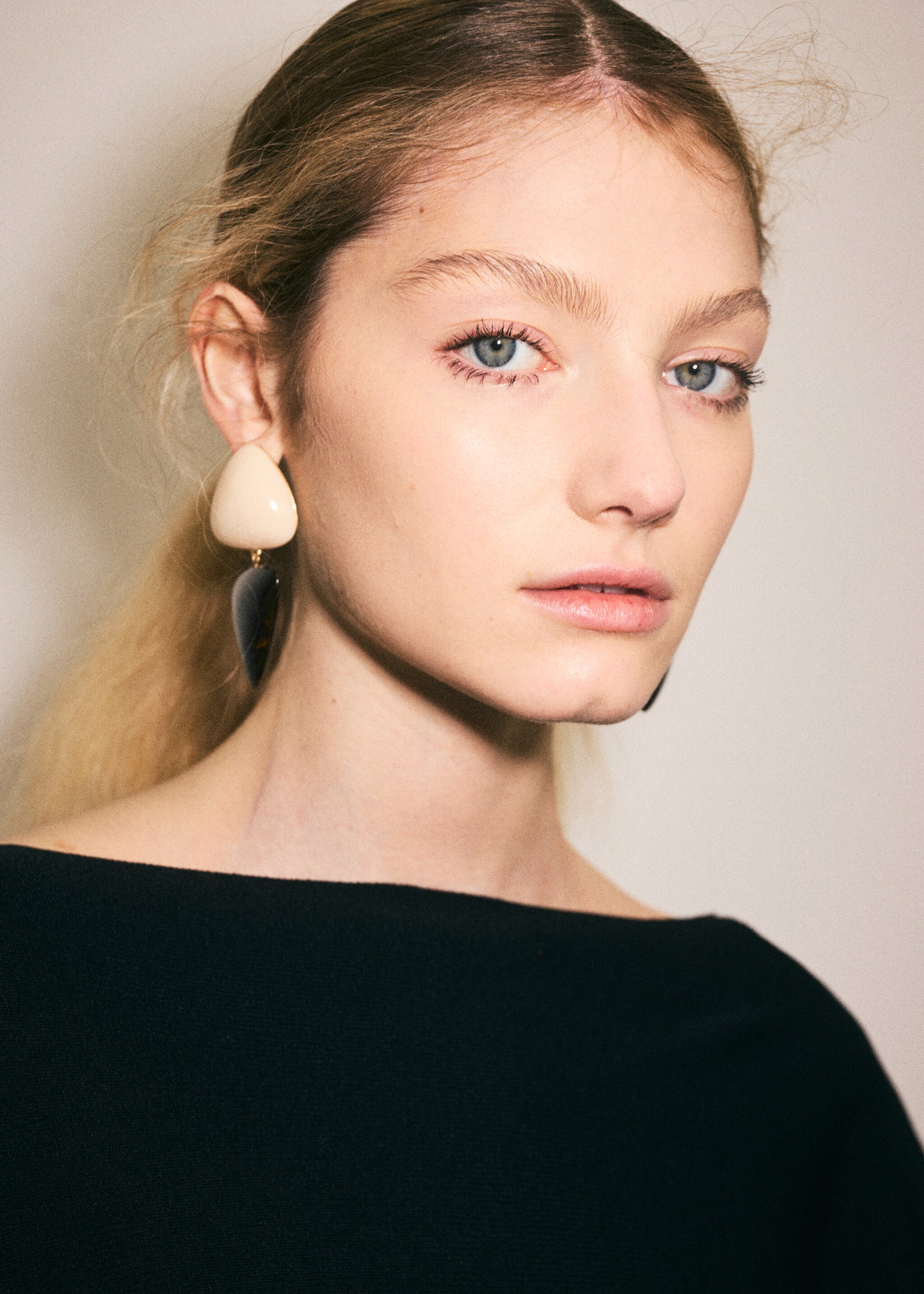 فستان جيرسي ضيق - تفاصيل المنتج 1, أسود. Ref: 27037166-00.