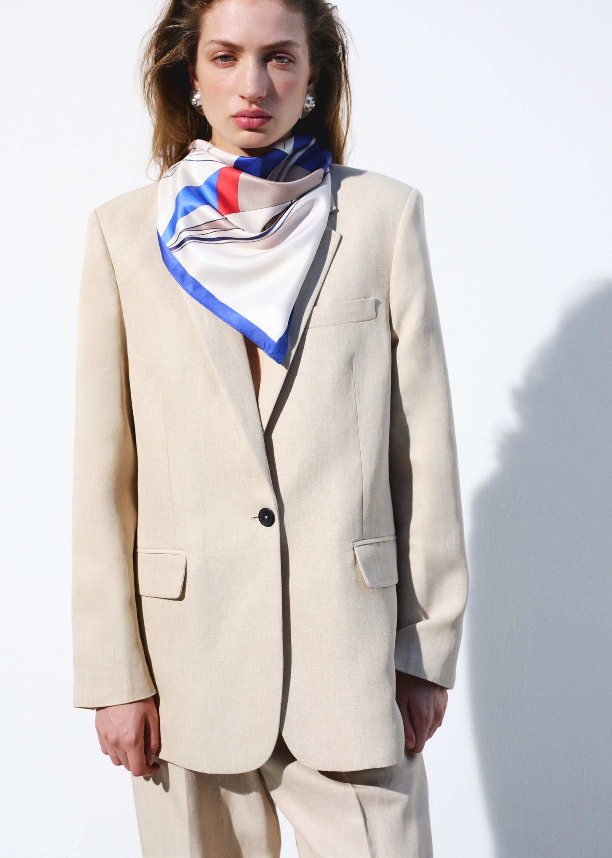 Straight-fit suit blazer - Medium plane, Sand. Ref: 27037804-00.