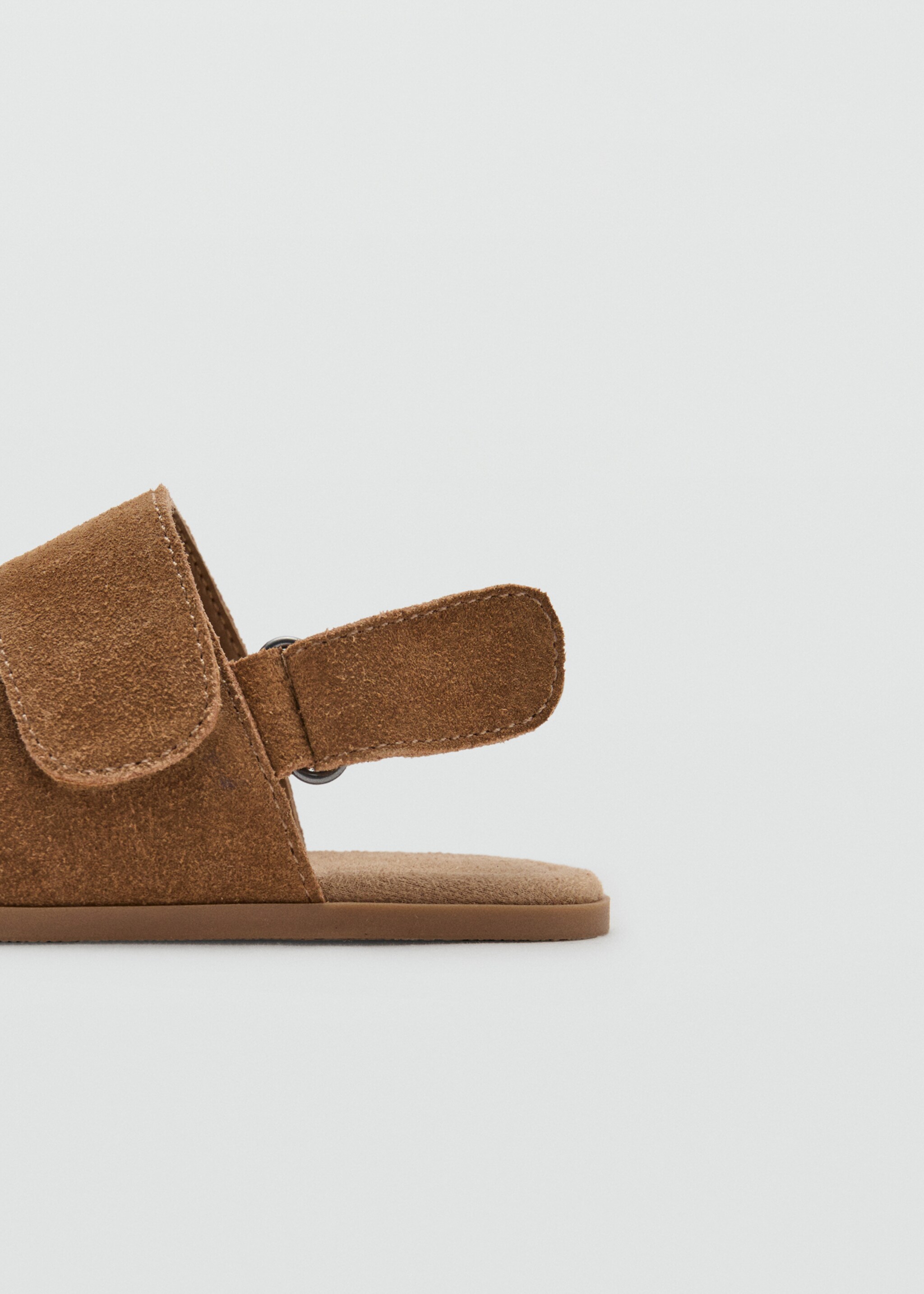 Leather sandals with straps - Details of the article 1, Medium Brown. Ref: 27037892-00.