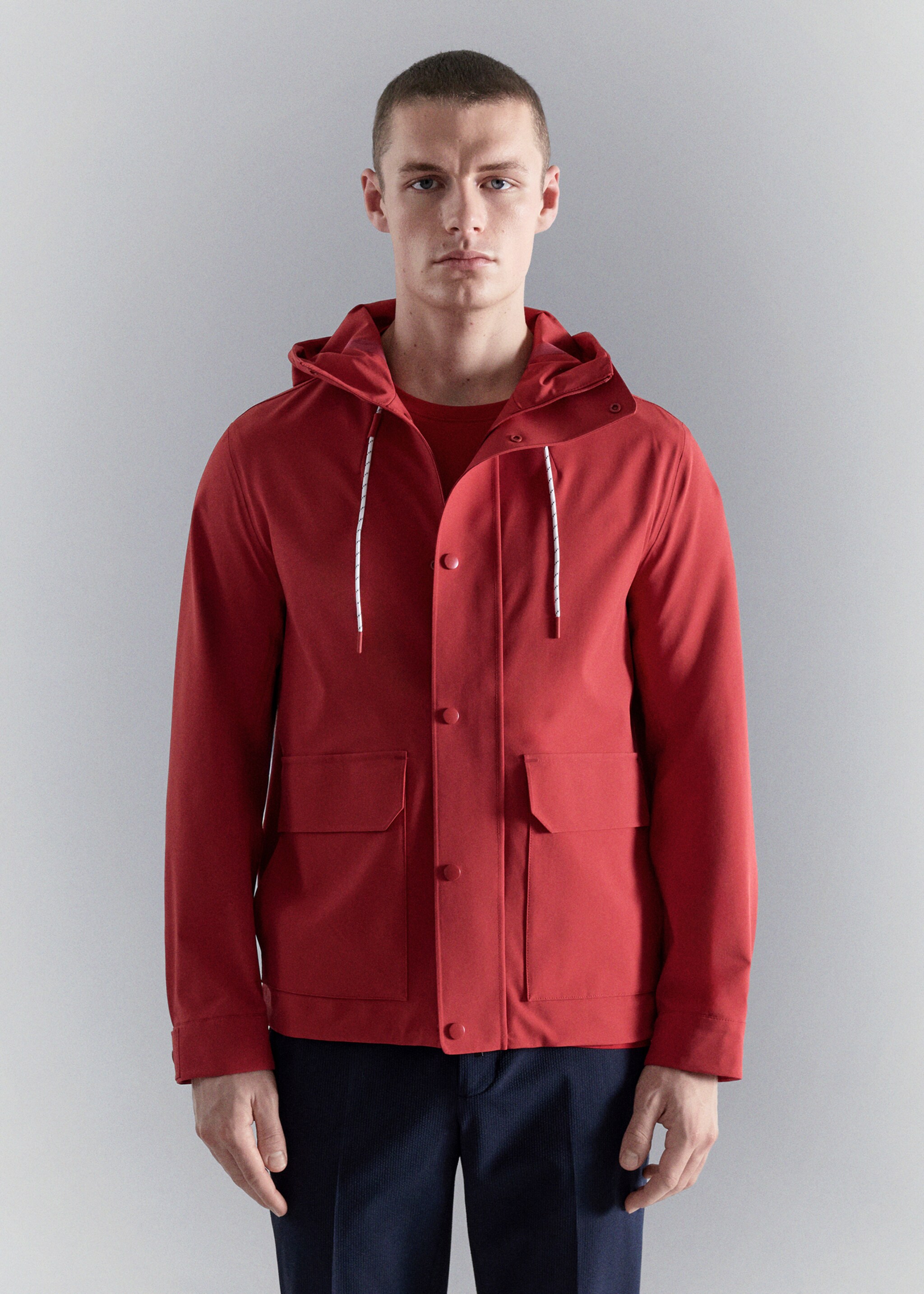 Water-repellent hooded jacket - Medium plane, Red. Ref: 27037897-00.