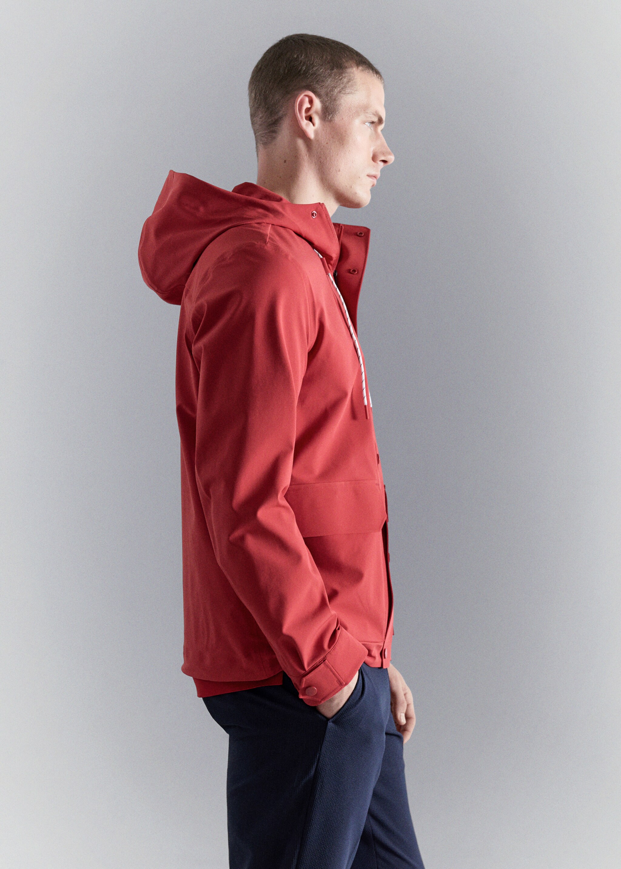Water-repellent hooded jacket - Details of the article 2, Red. Ref: 27037897-00.