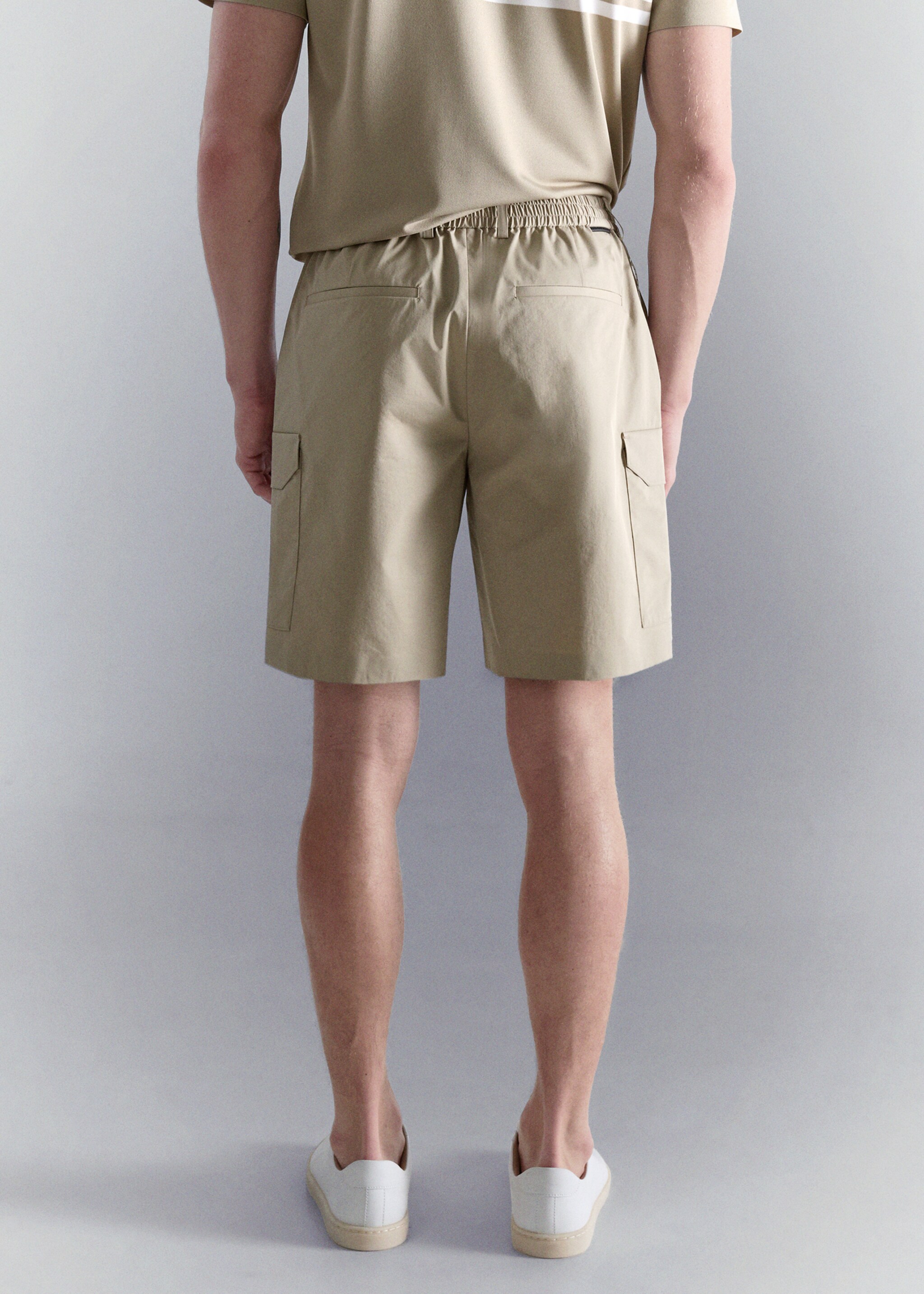 Bermudas cargo water-repellent - Reverso del artículo, Beige. Ref: 27037898-00.