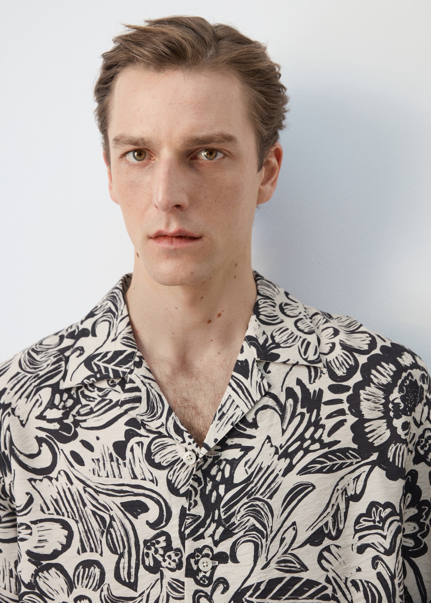 Chemise fluide imprimée col bowling - Détail de l'article 1