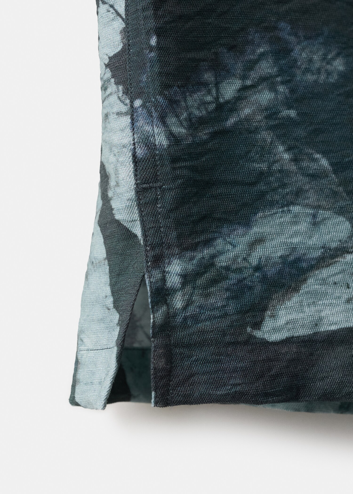 Regular-fit printed shirt - Details of the article 0