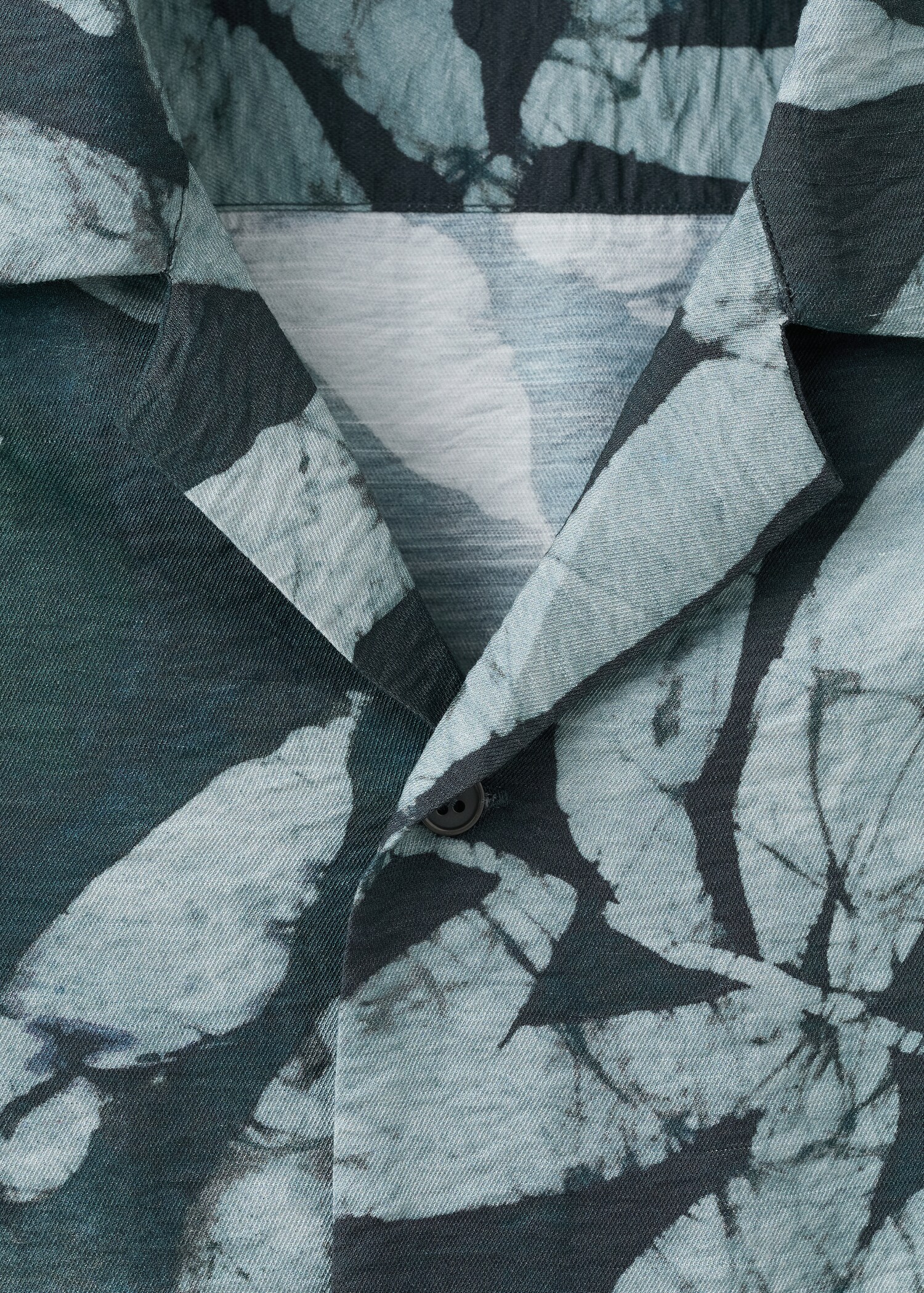 Regular-fit printed shirt - Details of the article 8