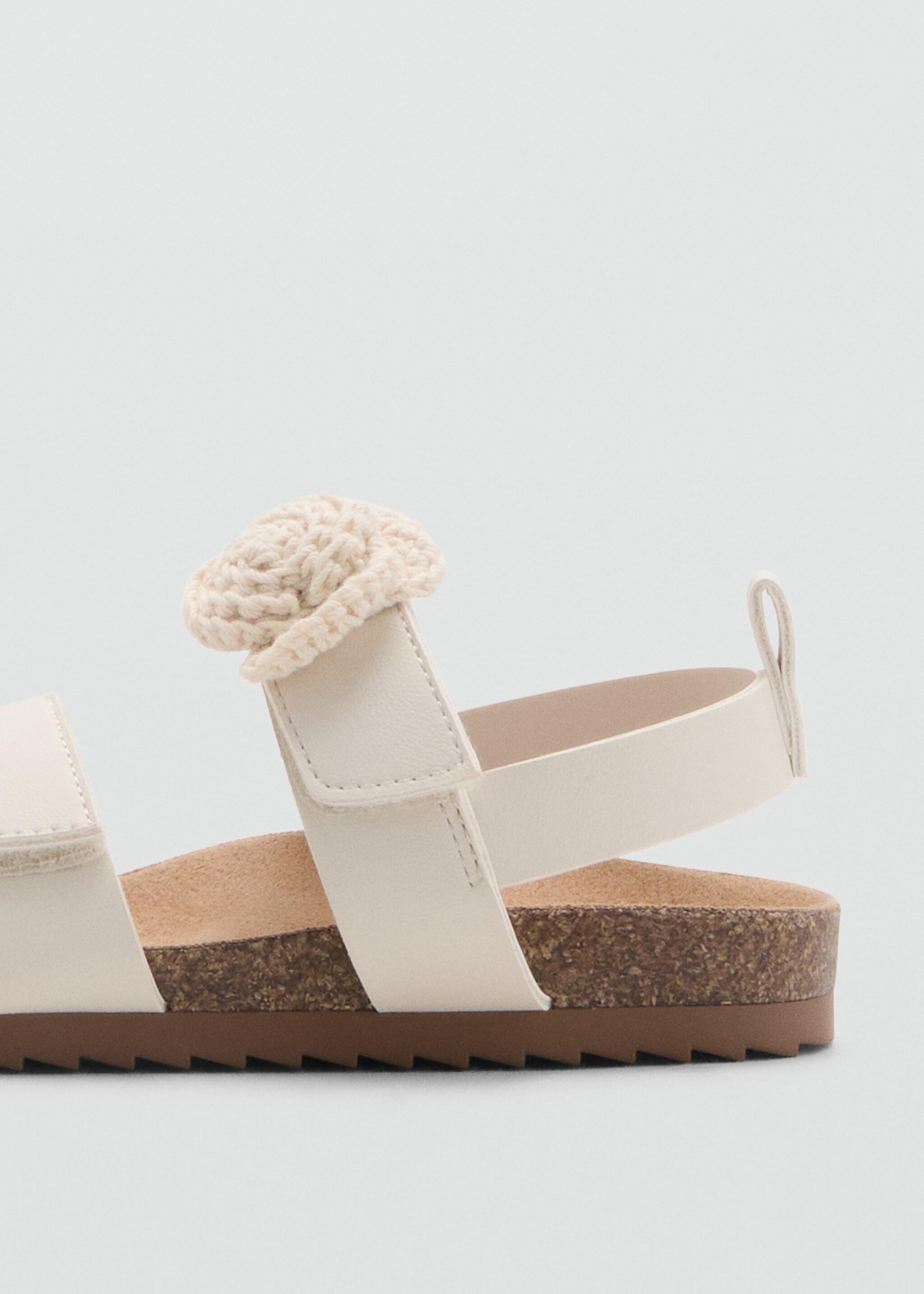 Riemensandale mit Blume - Detail des Artikels 1, Cremeweiß. Ref: 27037908-00.