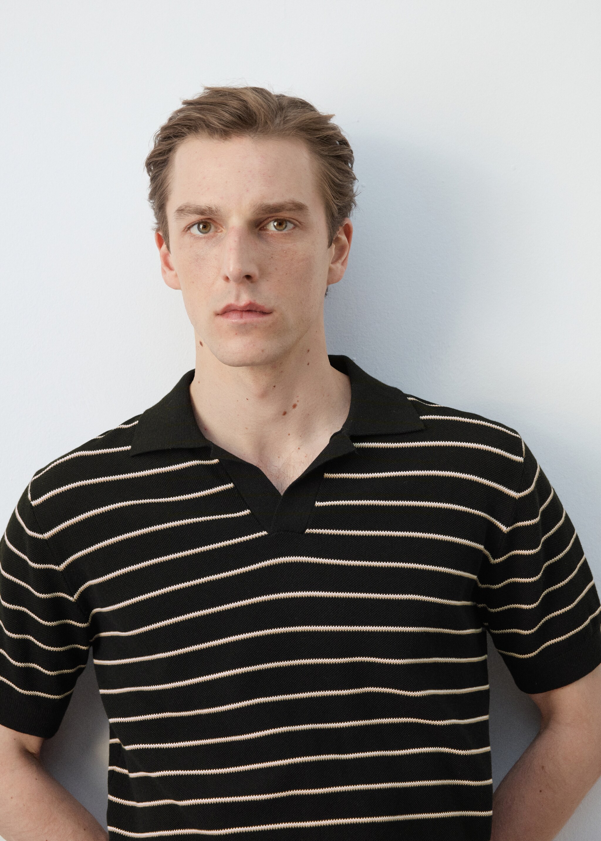 قميص بولو قطني منسوج مخطط - تفاصيل المنتج 1, أسود. Ref: 27037914-00.