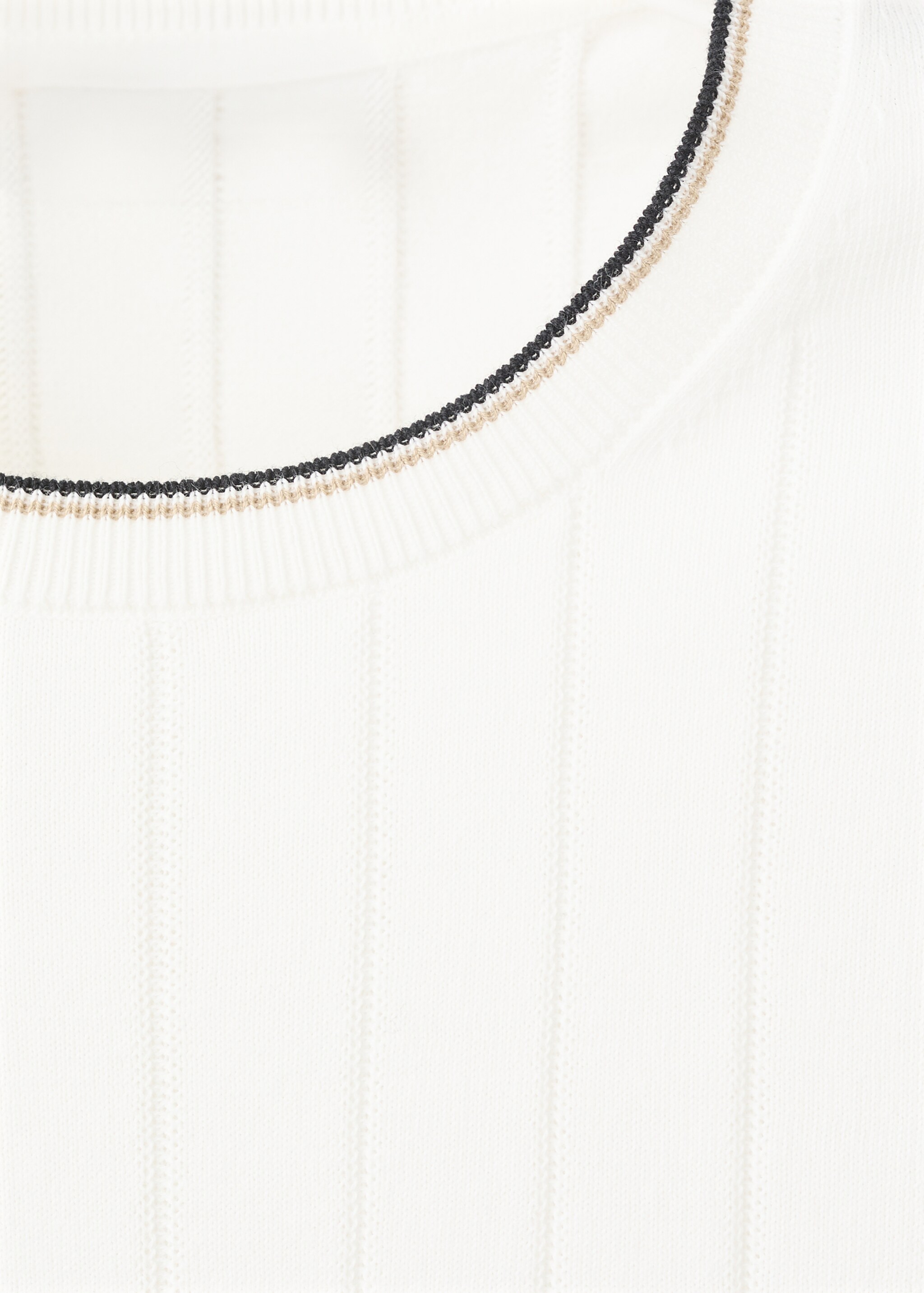 Fine jersey 100% cotton T-shirt - Details of the article 8, Off White. Ref: 27037916-00.