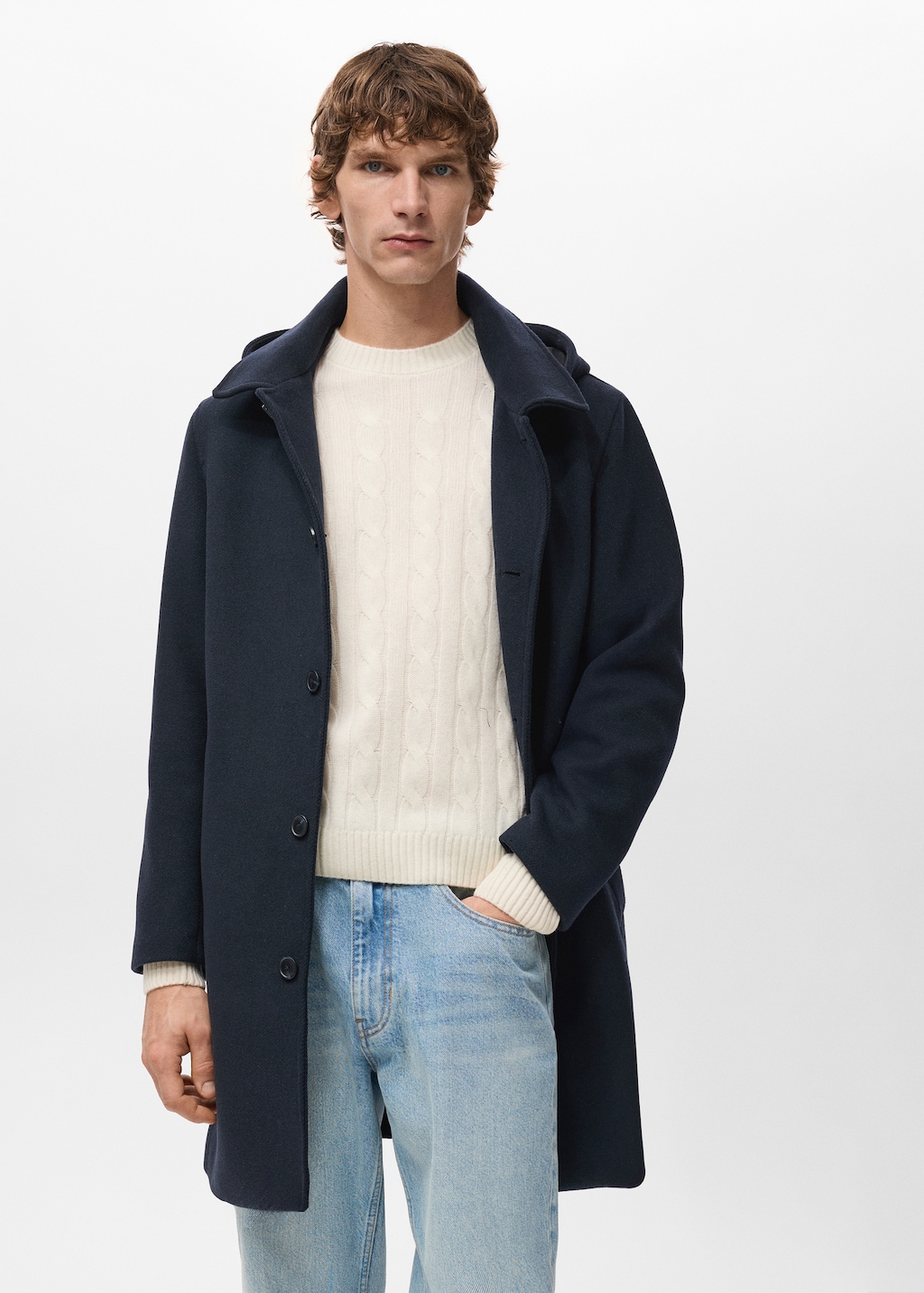 Wool coat with detachable inner collar
