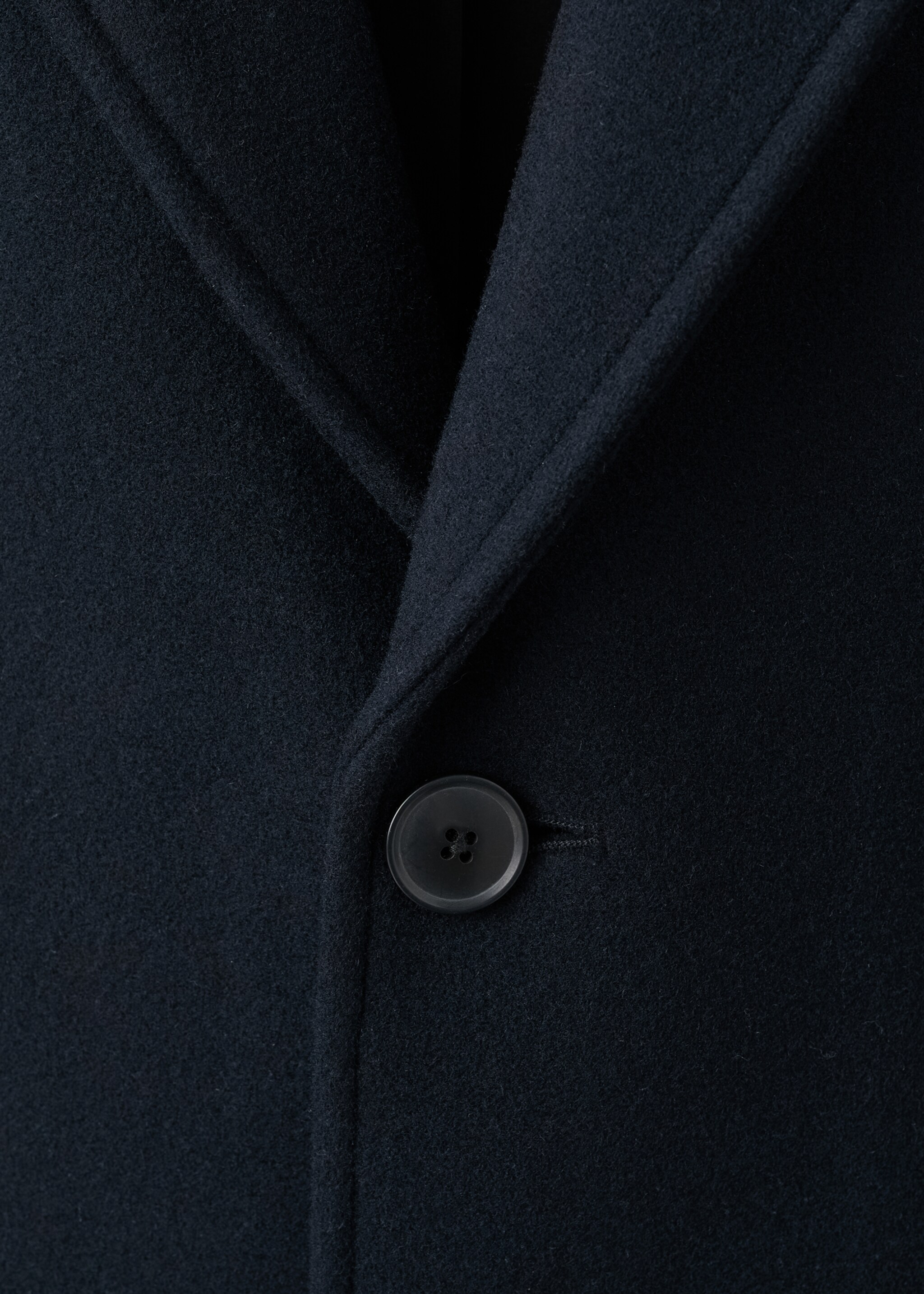 Lightweight recycled wool coat - Details of the article 8, Navy. Ref: 27041177-00.