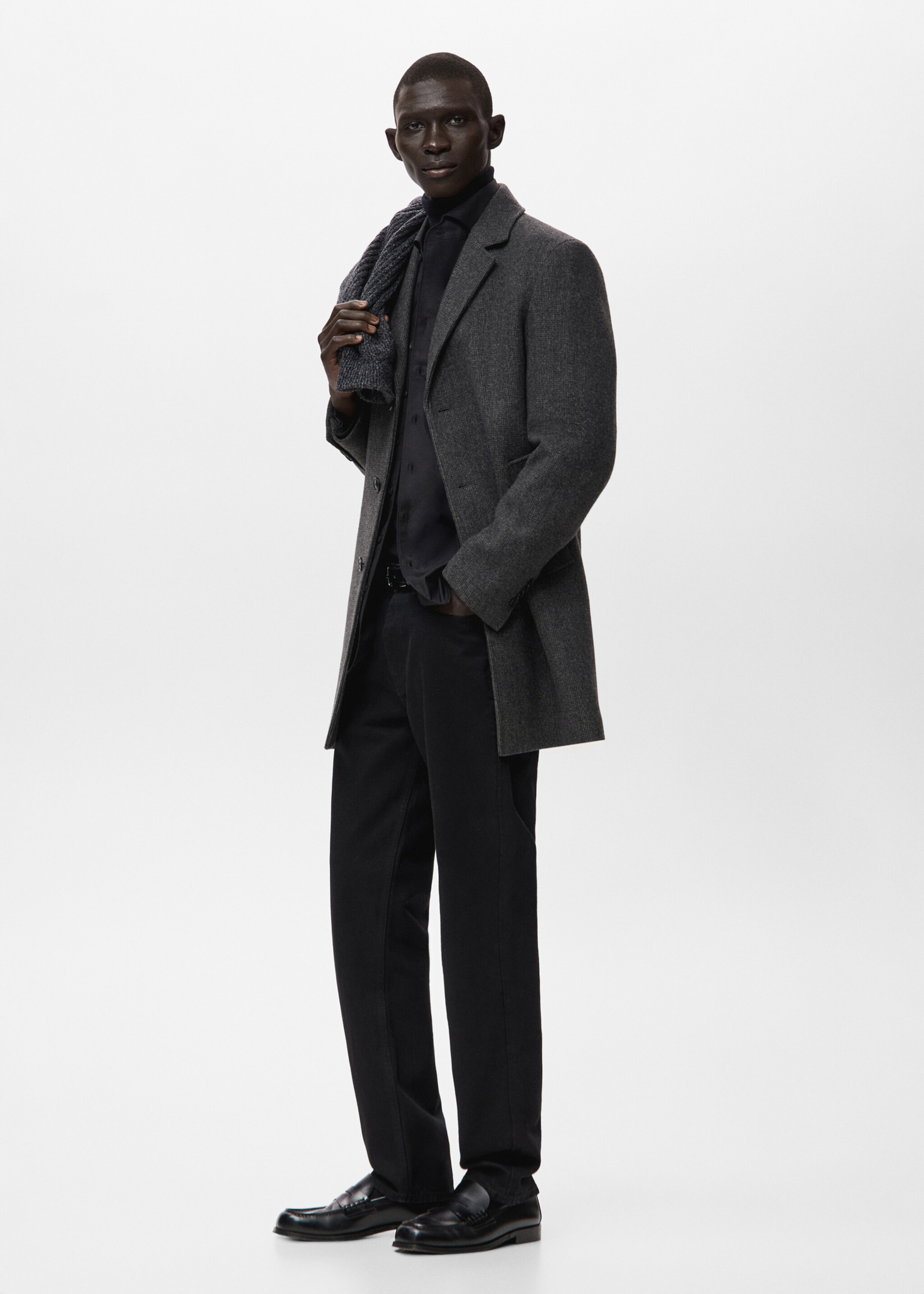 Lightweight recycled wool coat - Details of the article 2, Dark Heather Grey. Ref: 27041177-00.