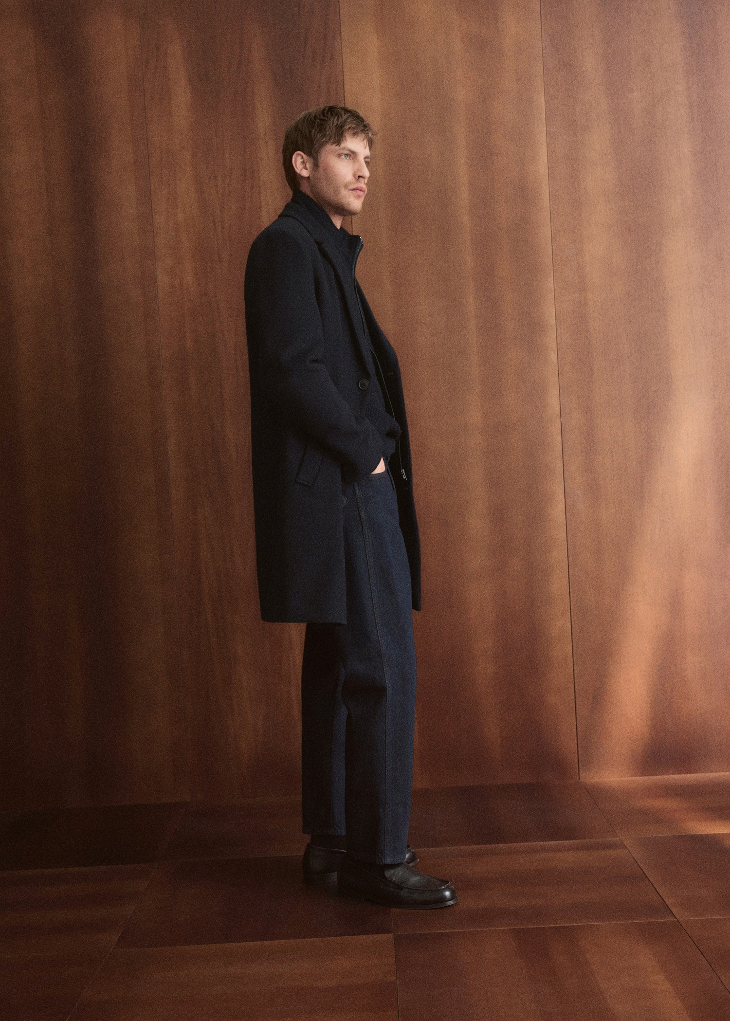 Wool coat with detachable inner collar - Details of the article 3