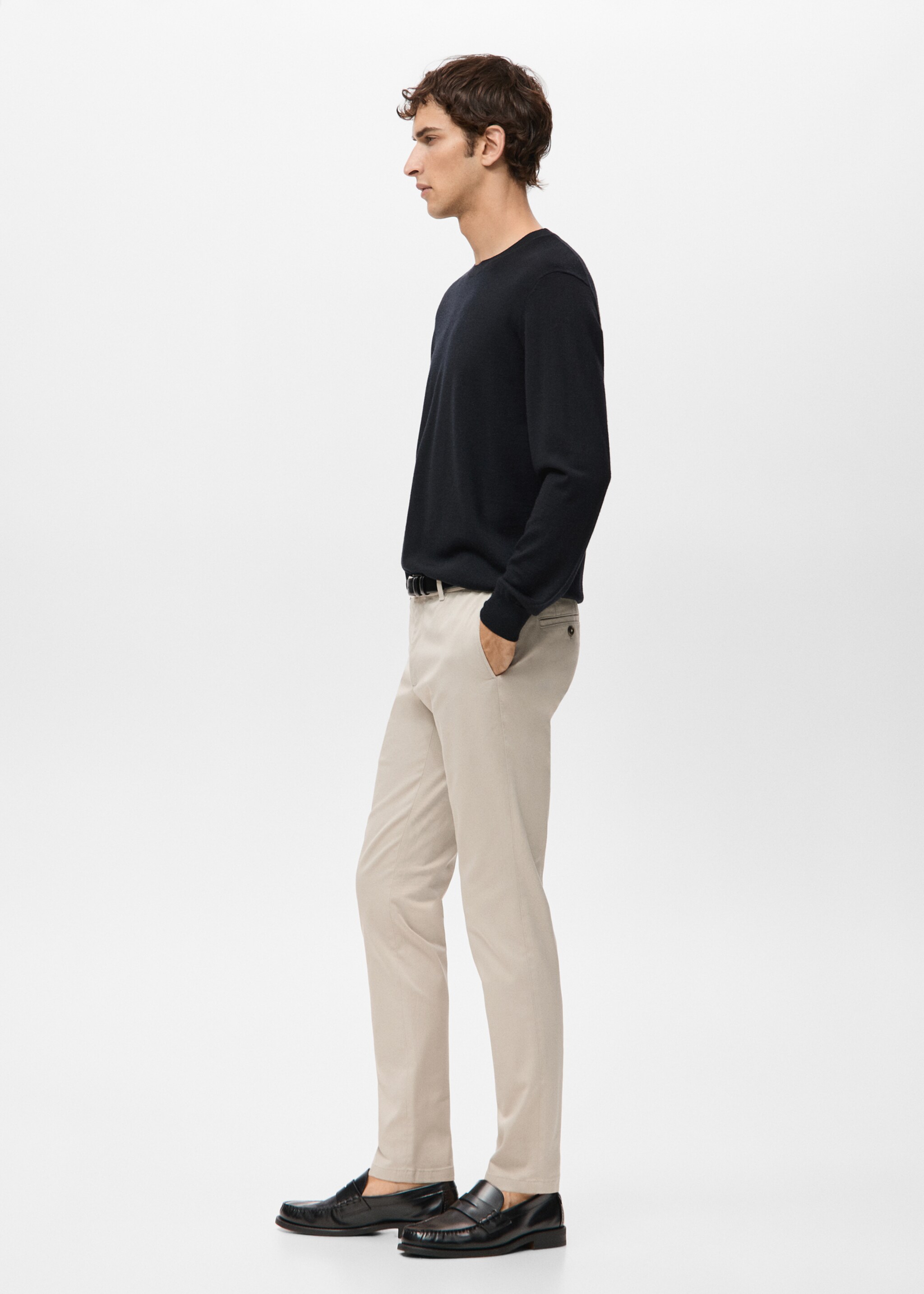 Barna slim-fit twill chino trousers - Details of the article 2, Sand. Ref: 27041187-00.