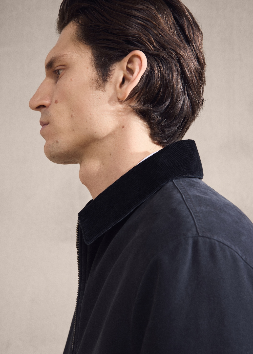 Quilted jacket with corduroy collar