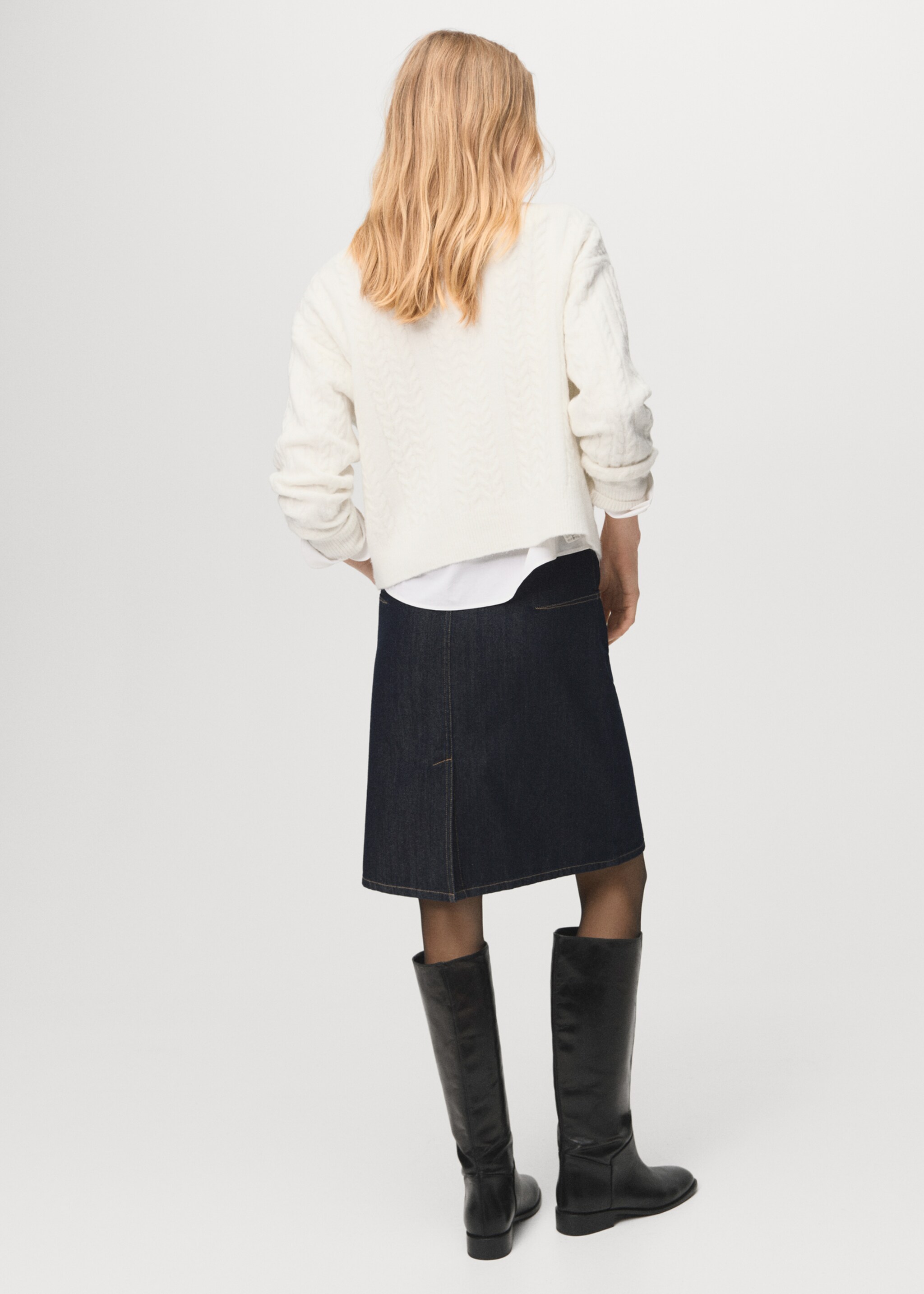 Braided knitted sweater - Reverse of the article, Ecru. Ref: 27041219-00.