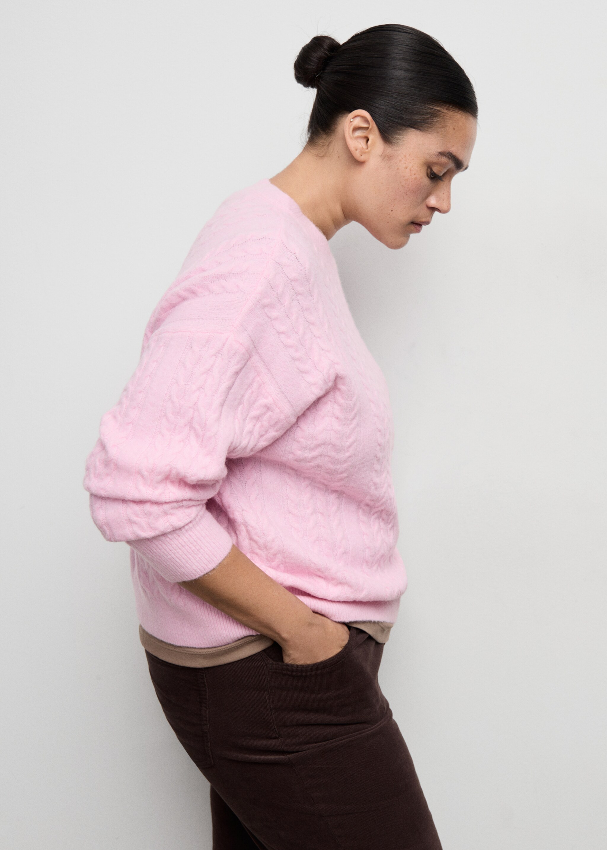 Braided knitted sweater - Details of the article 5, Pink. Ref: 27041219-00.