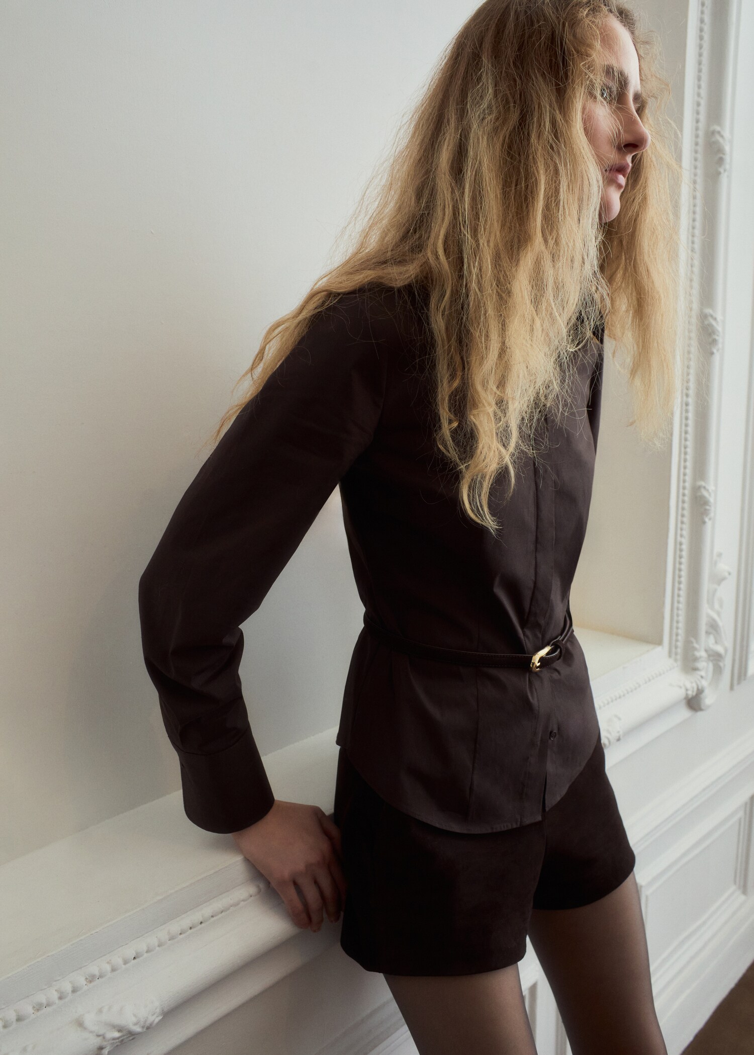 Поплінова сорочка приталеного крою - Середній план