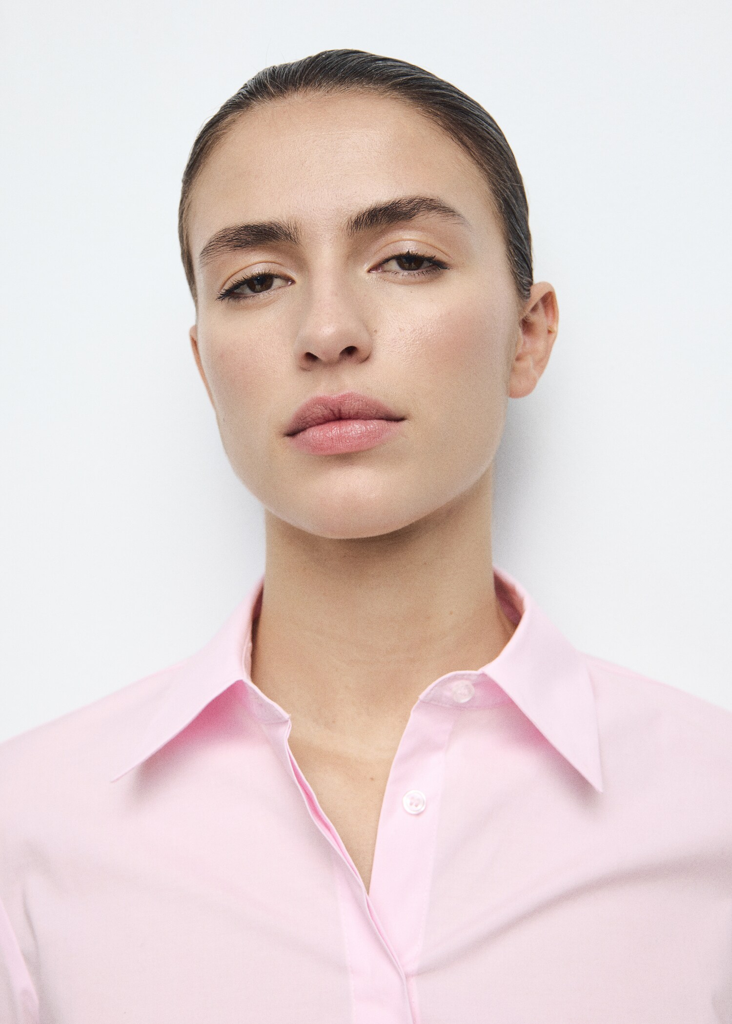 Slim-fit poplin shirt - Details of the article 1