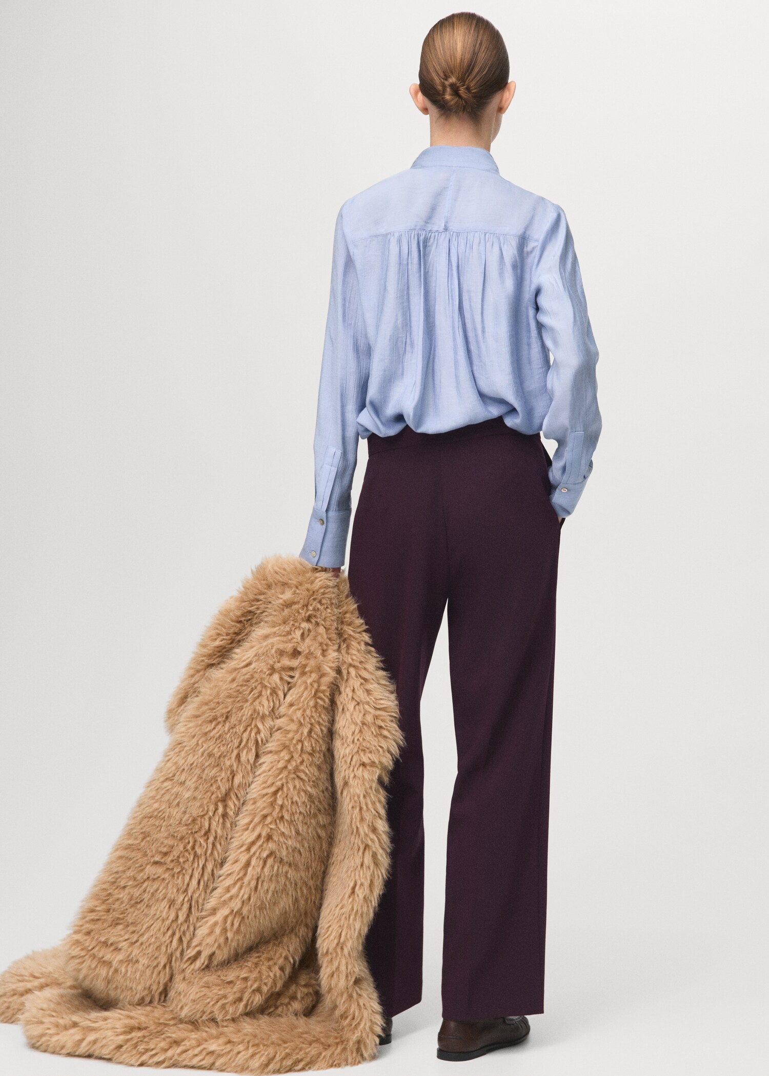 High-waist straight trousers - Reverse of the article