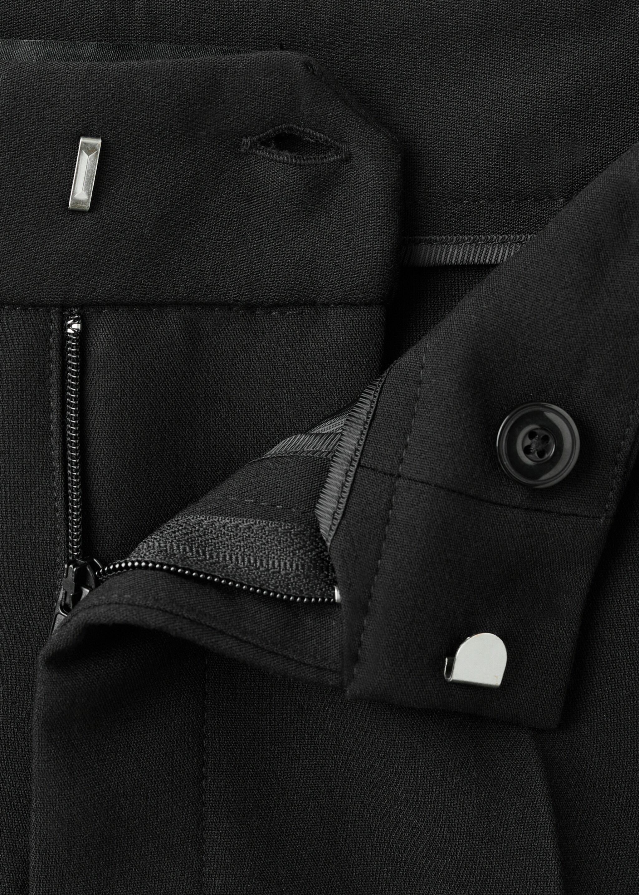 High-waist straight trousers - Details of the article 8, Black. Ref: 27041238-00.