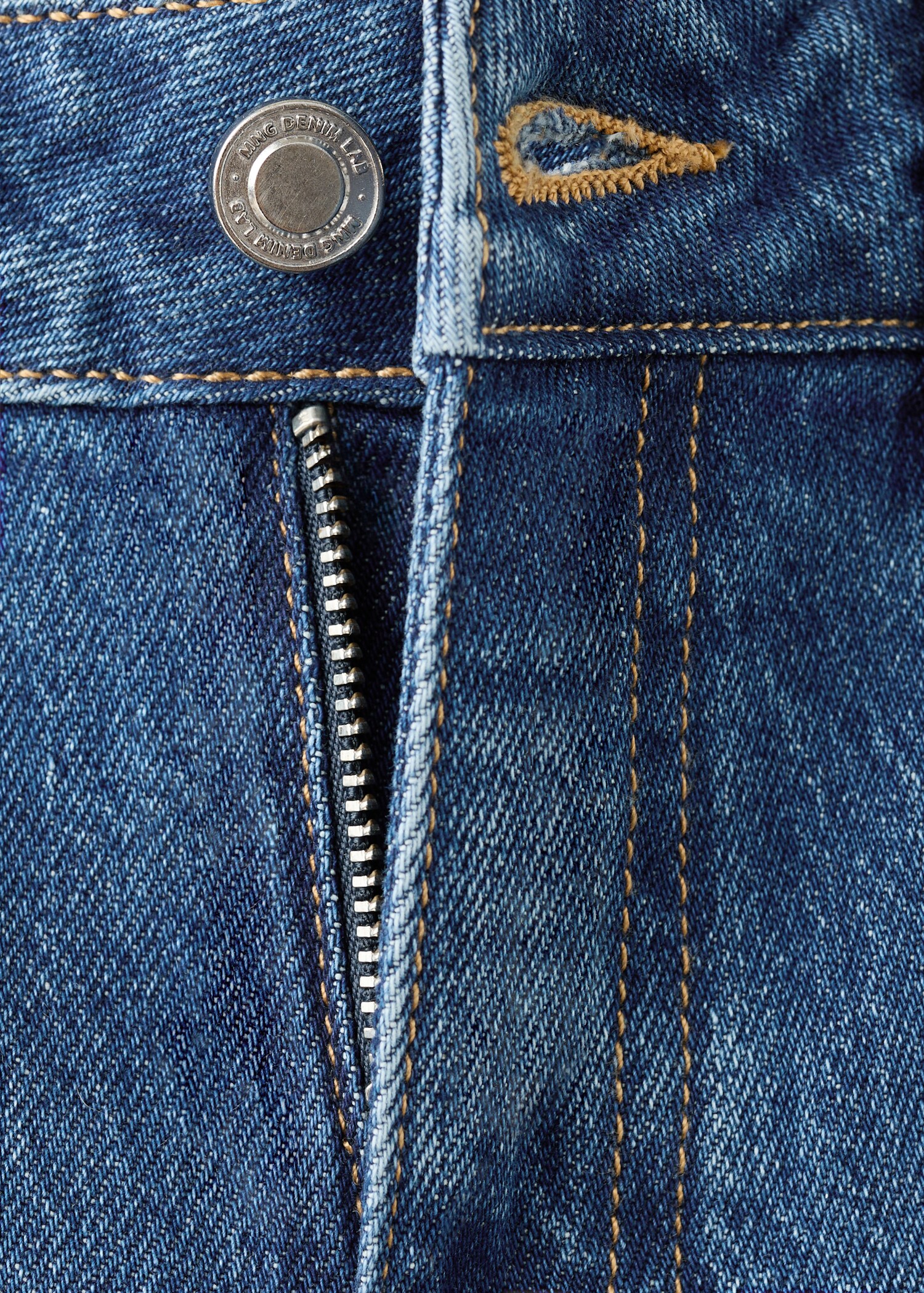 Turned-up straight jeans - Details of the article 8