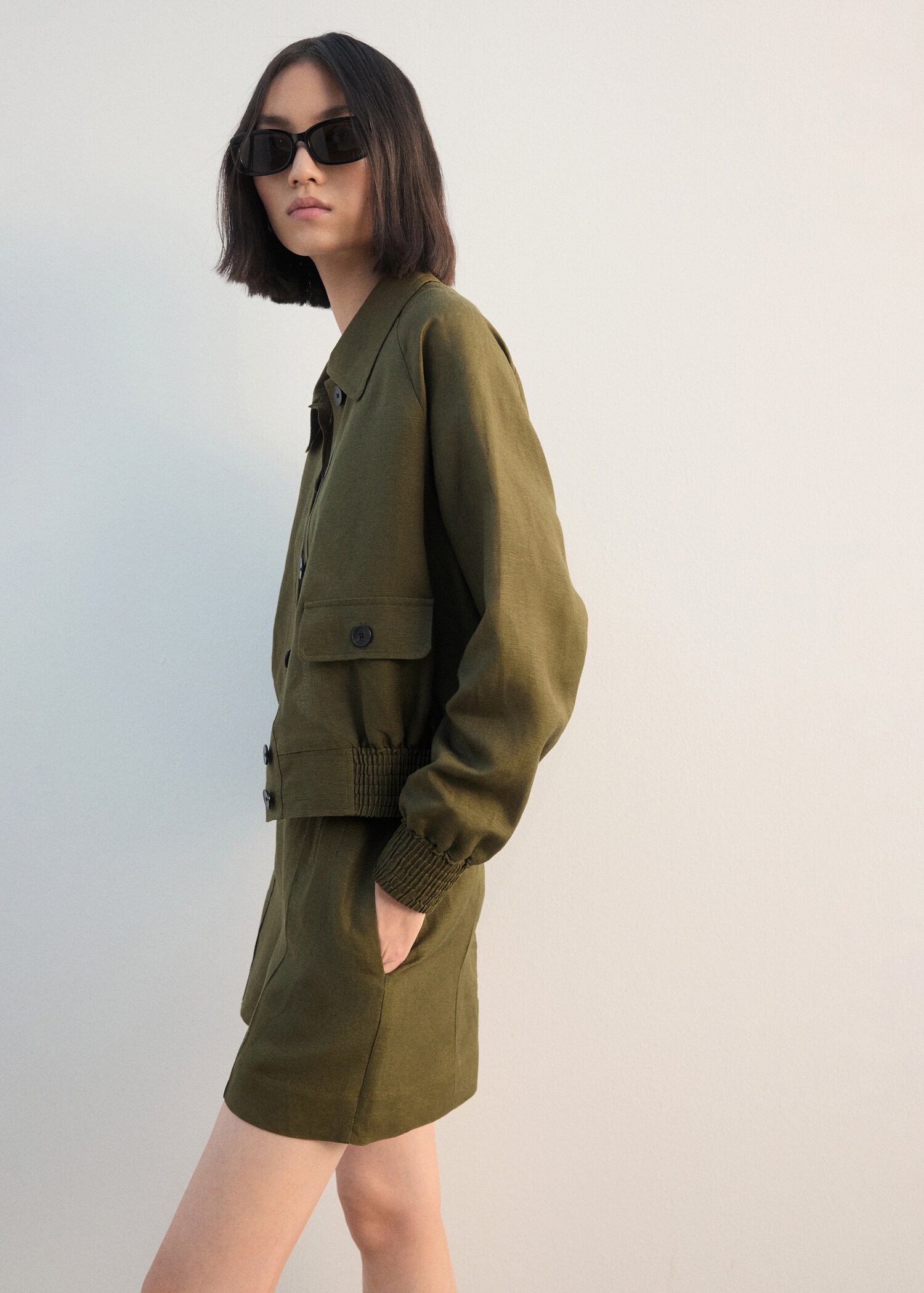 Buttons linen-blend jacket - Details of the article 2