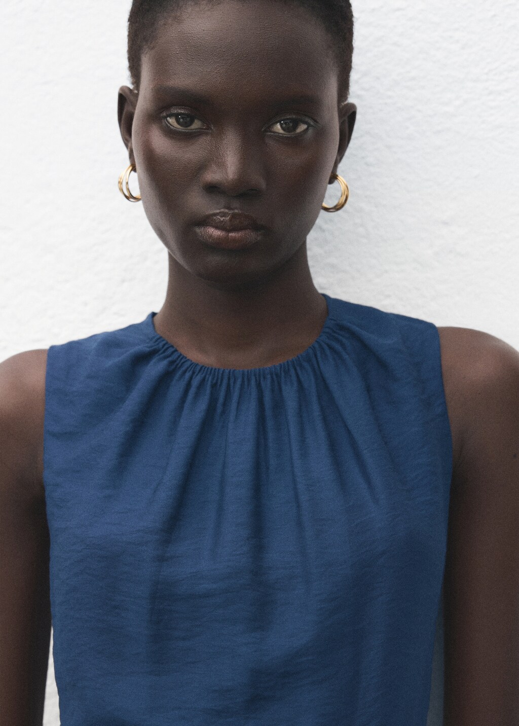 Mango Crinkled-effect dress with cut-out