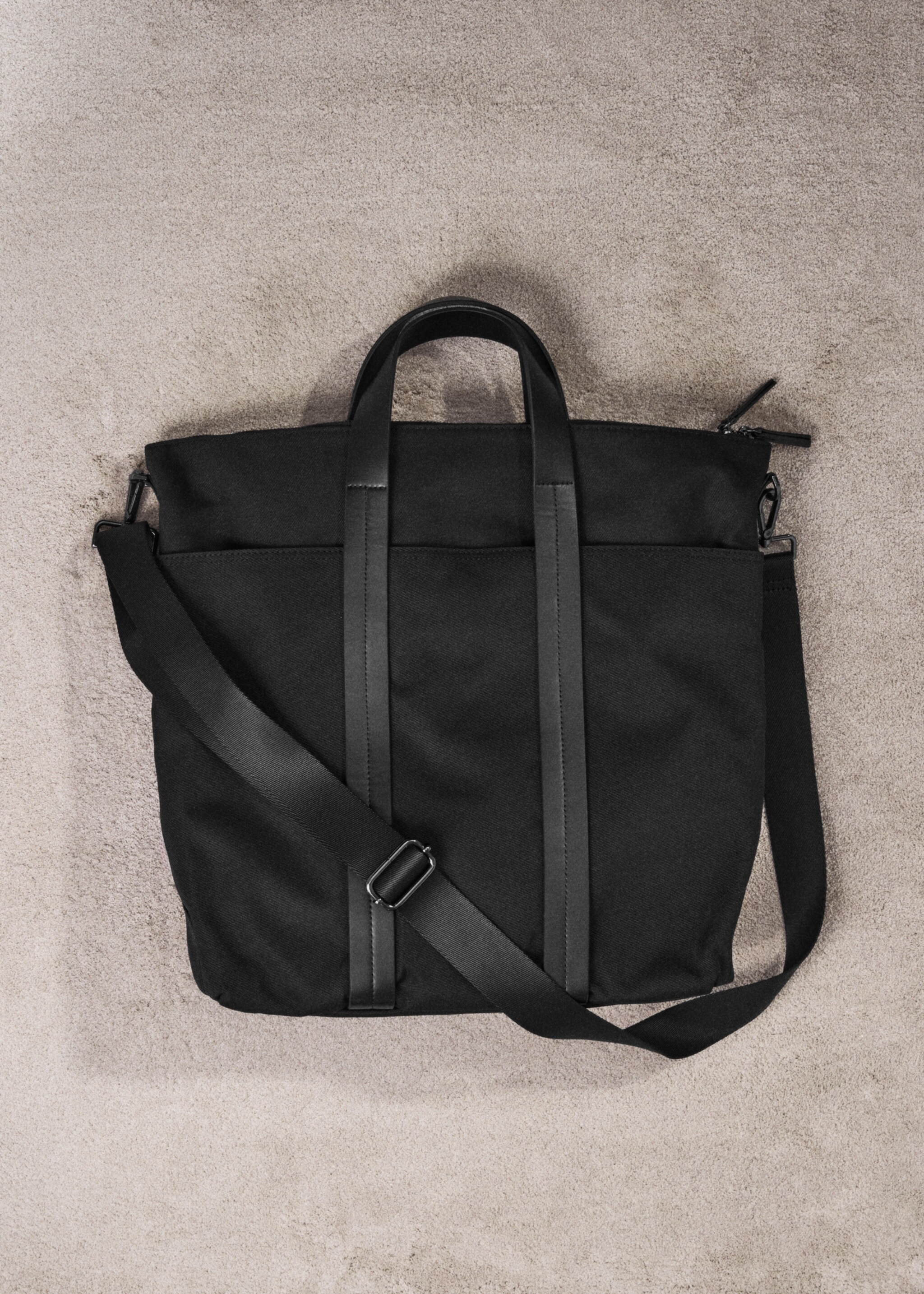Multi-functional combined leather bag - Details of the article 9, Black. Ref: 27041245-00.