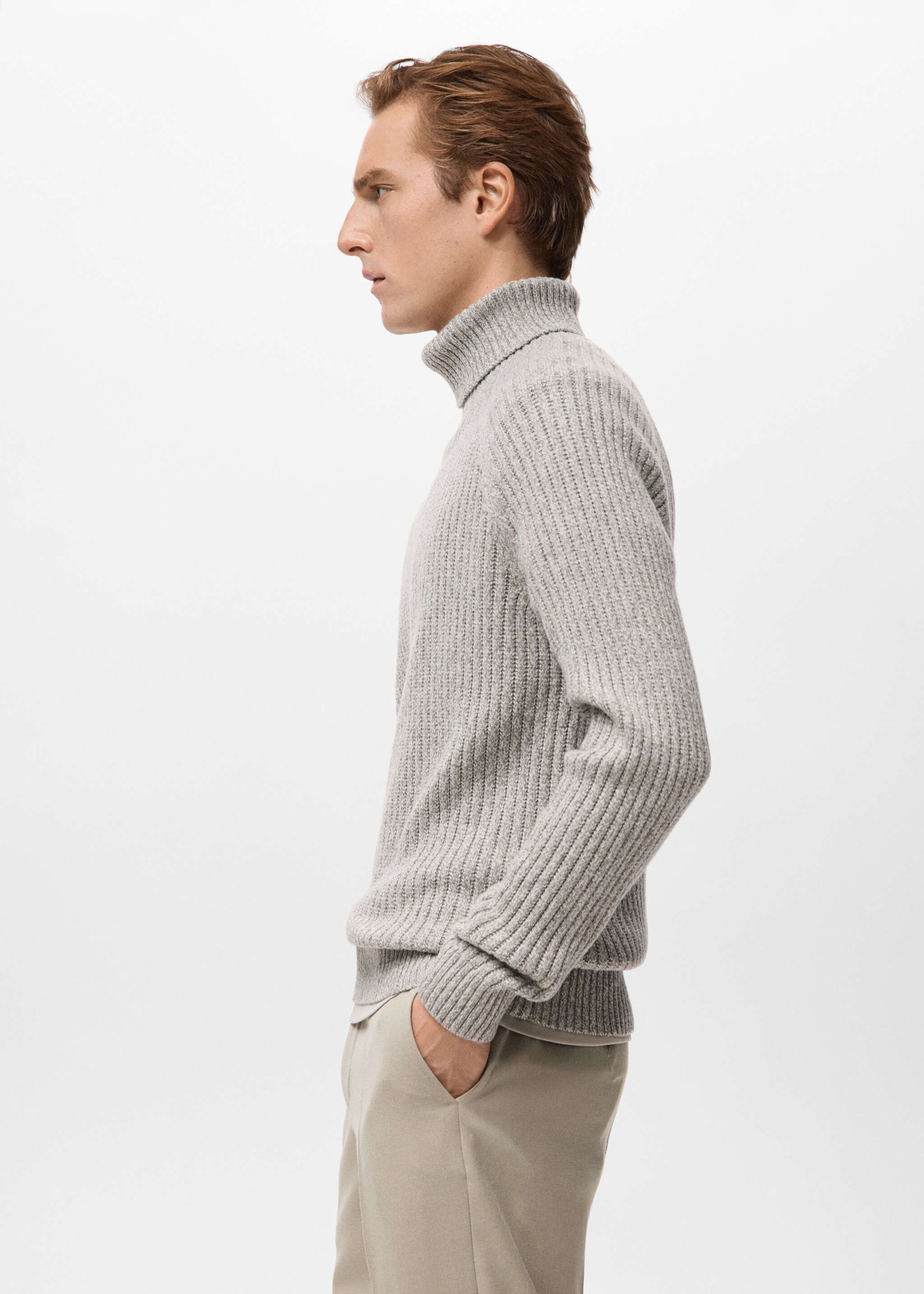 Pull col montant en laine mélangée - Détail de l'article 2, Beige. Ref: 27041253-00.