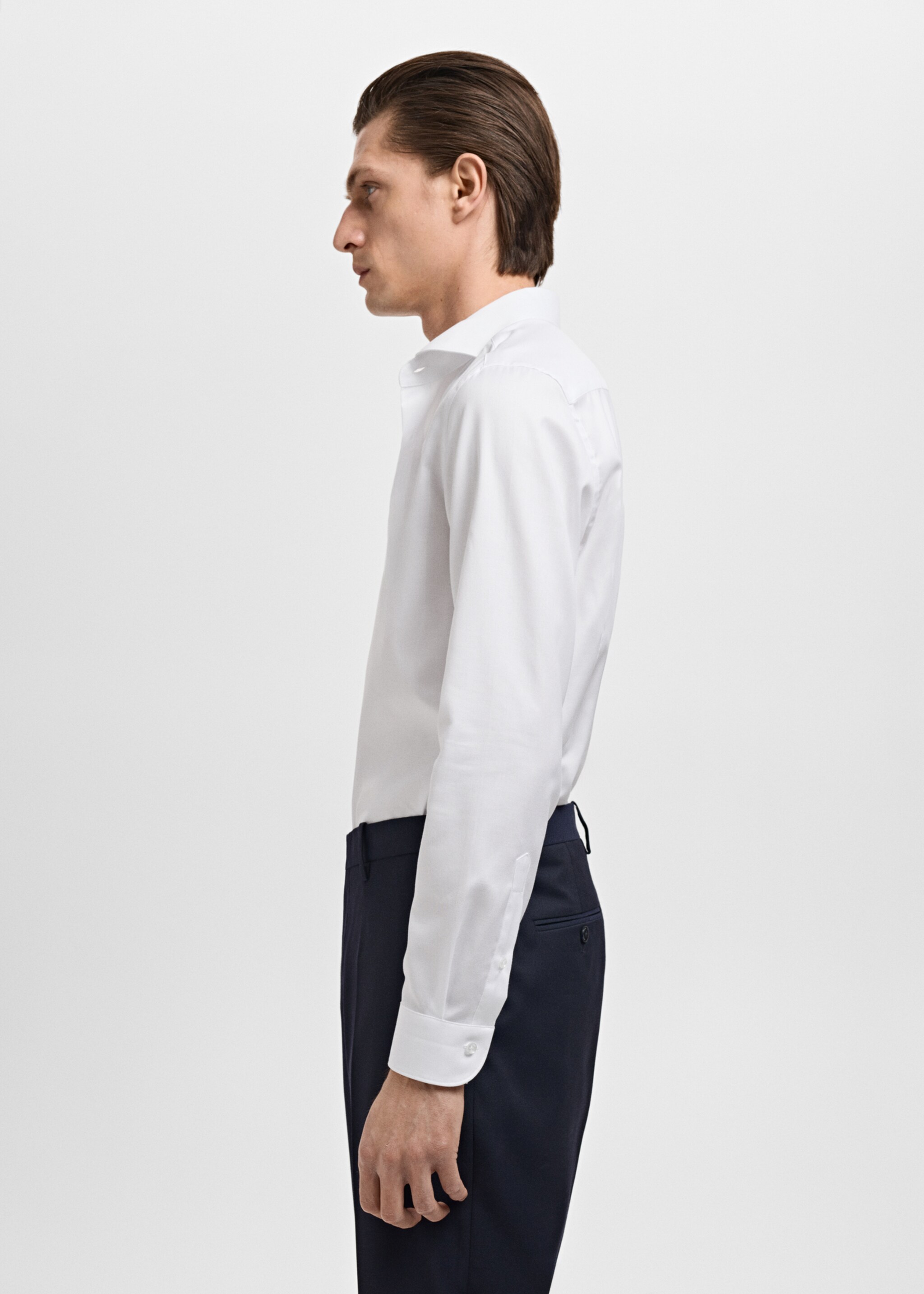 Slim-fit cotton suit shirt - Details of the article 2, White. Ref: 27041256-00.