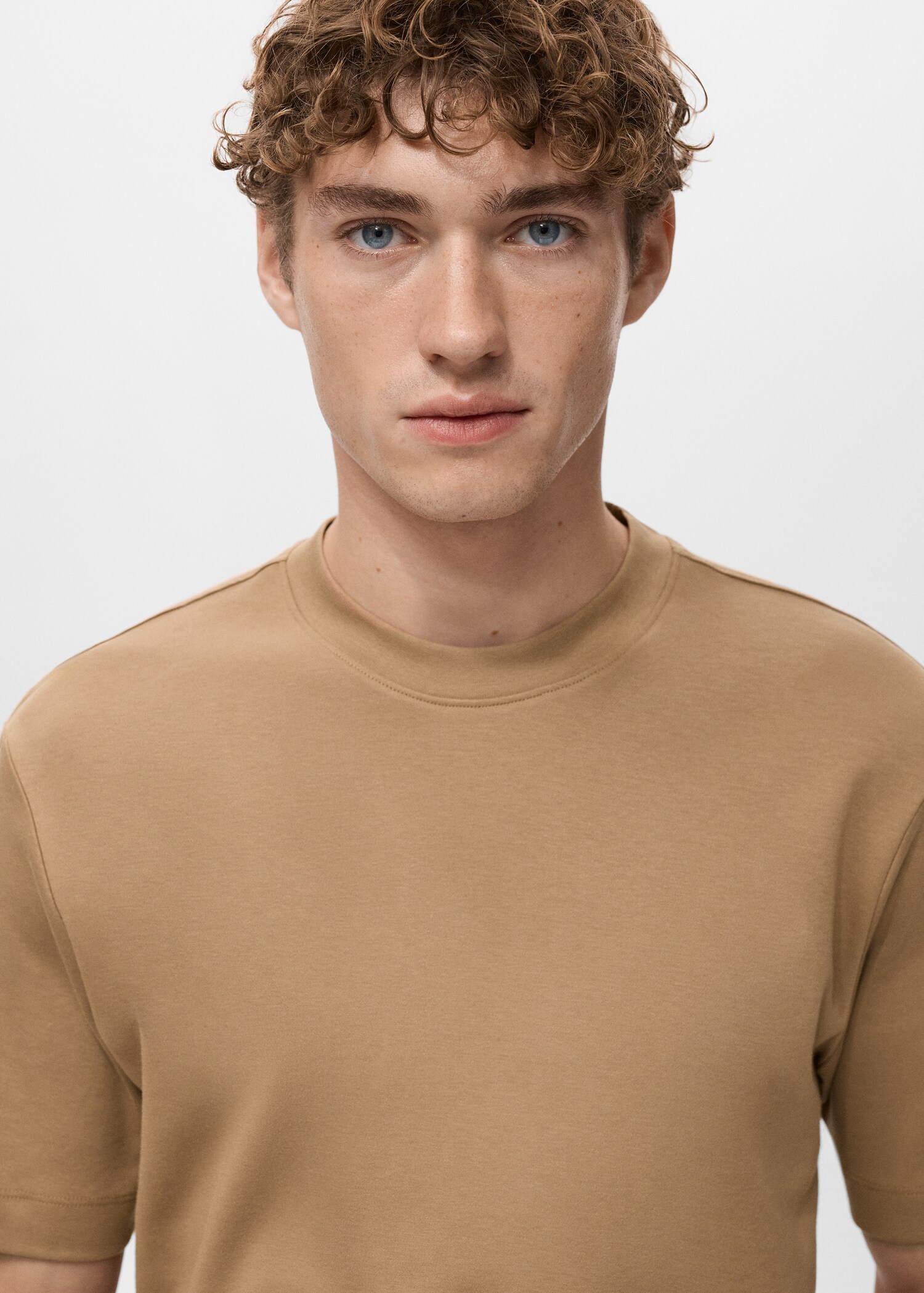 T-shirt regular fit de peso médio - Pormenor do artigo 1