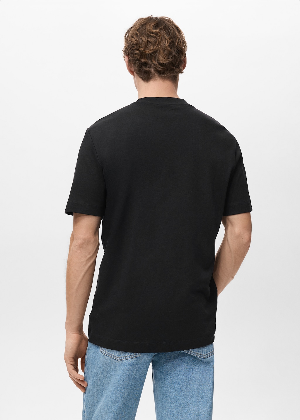 Medium-weight regular-fit t-shirt