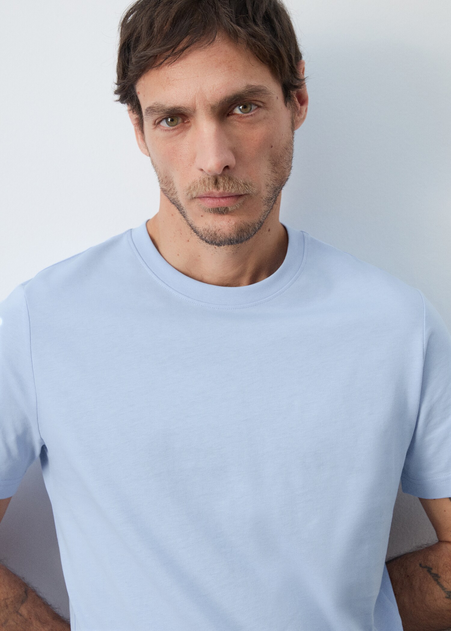 100% cotton slim-fit t-shirt - Details of the article 1