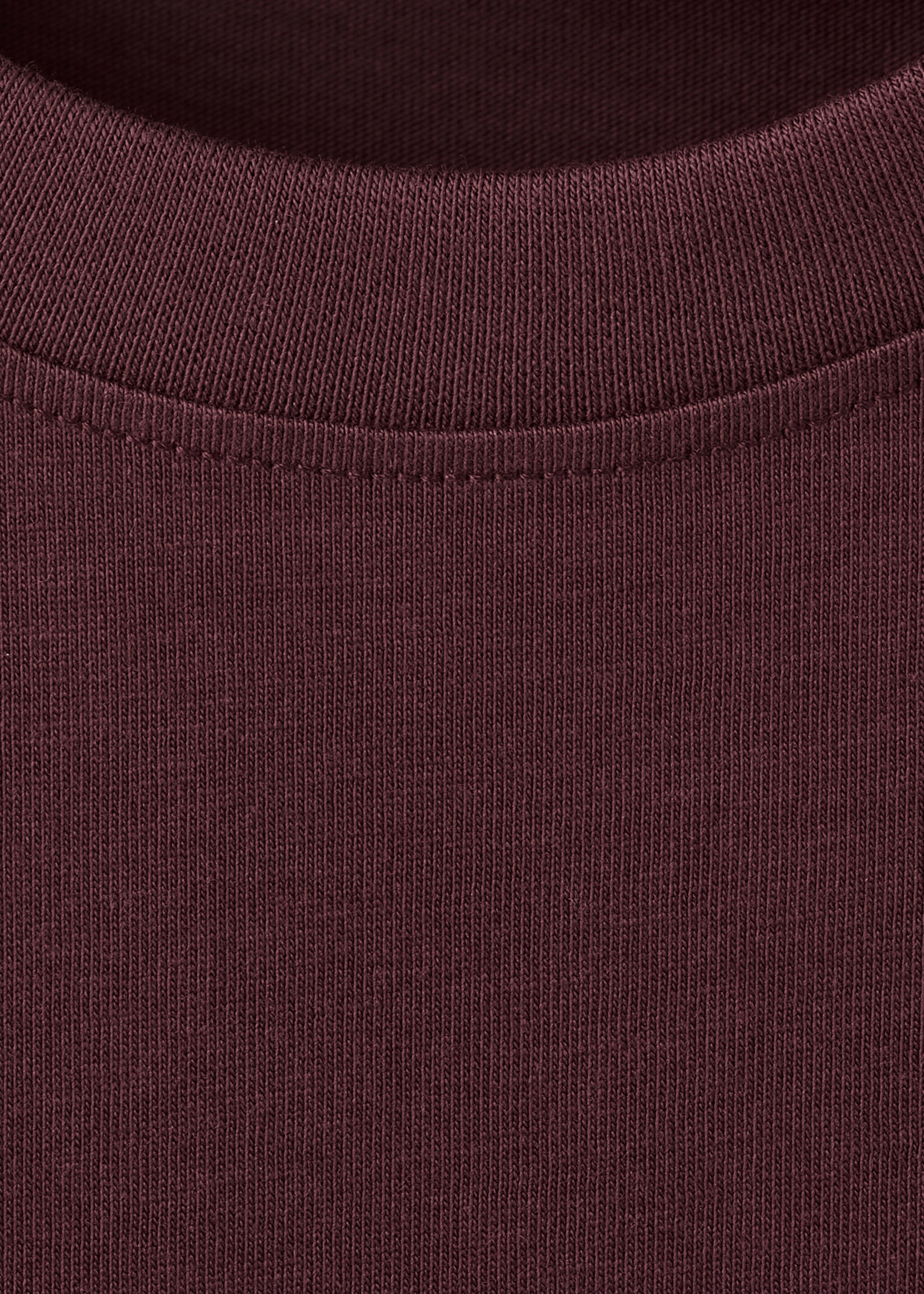 100% cotton slim-fit t-shirt - Details of the article 8, Plum. Ref: 27041263-00.