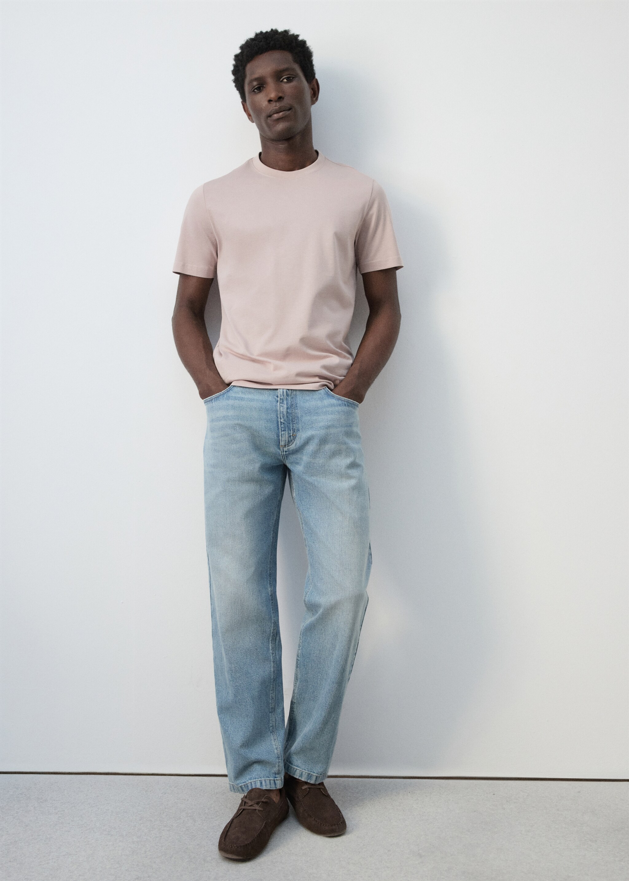 100% cotton slim-fit t-shirt - Details of the article 6, Pastel Pink. Ref: 27041263-00.