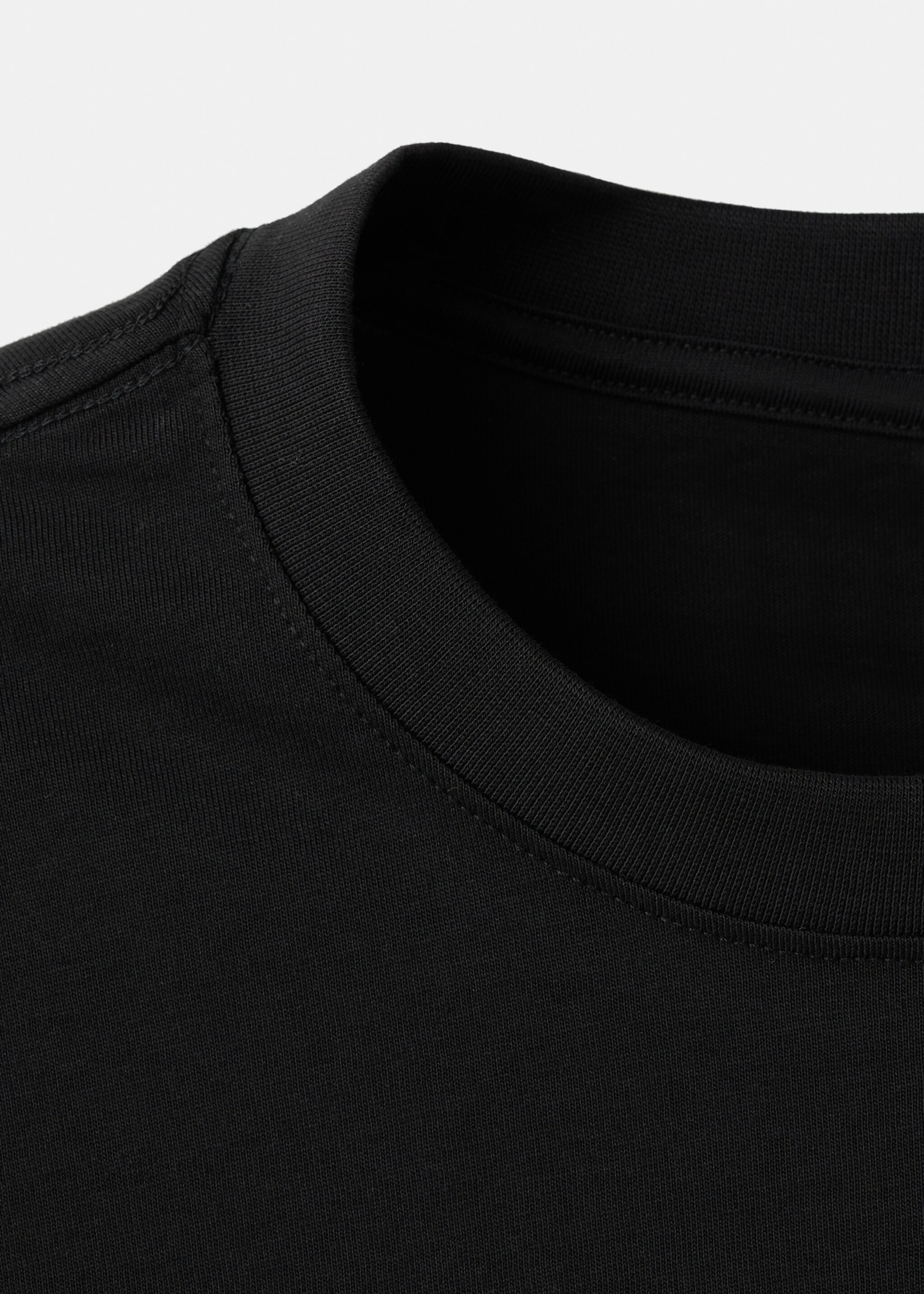 100% cotton slim-fit t-shirt - Details of the article 8, Black. Ref: 27041263-00.